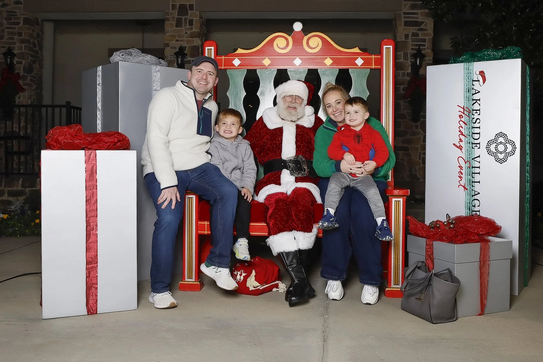 120325 Lakeside Holiday Event-0035.jpg