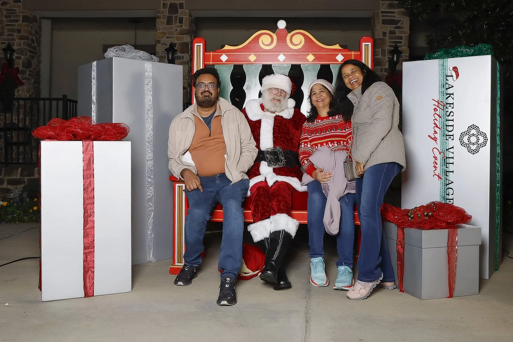 120325 Lakeside Holiday Event-0106.jpg