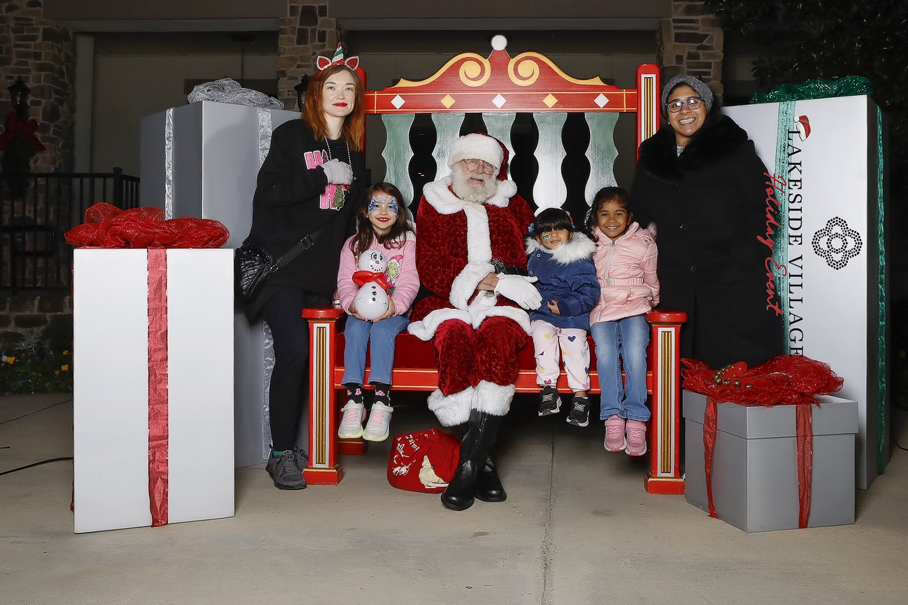 120325 Lakeside Holiday Event-0202.jpg