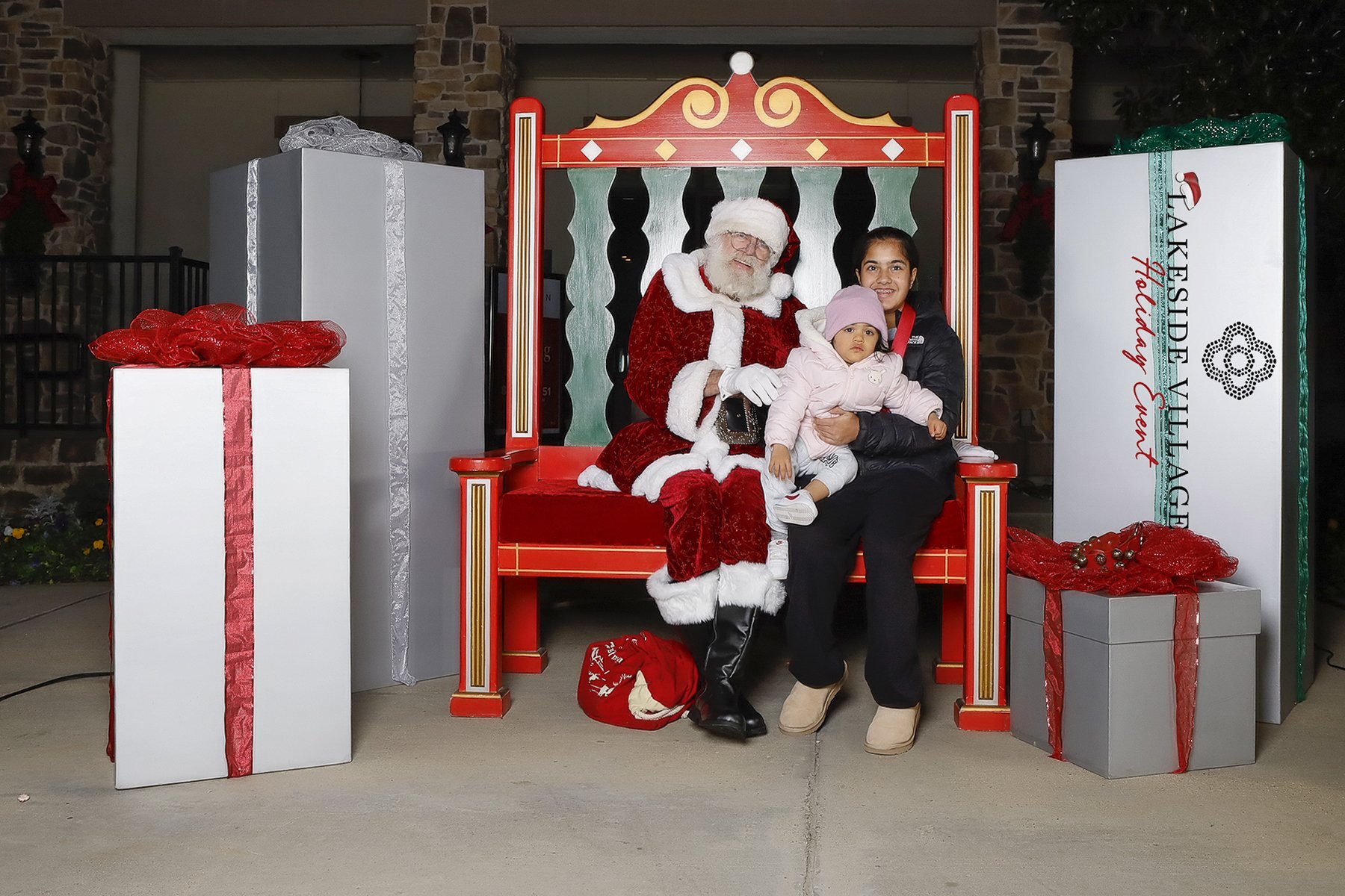 120325 Lakeside Holiday Event-0105.jpg