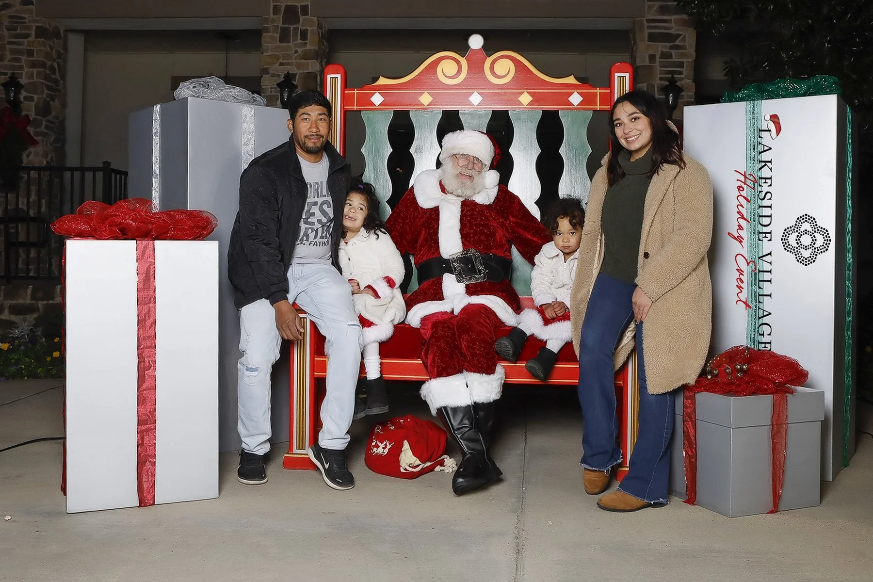 120325 Lakeside Holiday Event-0072.jpg