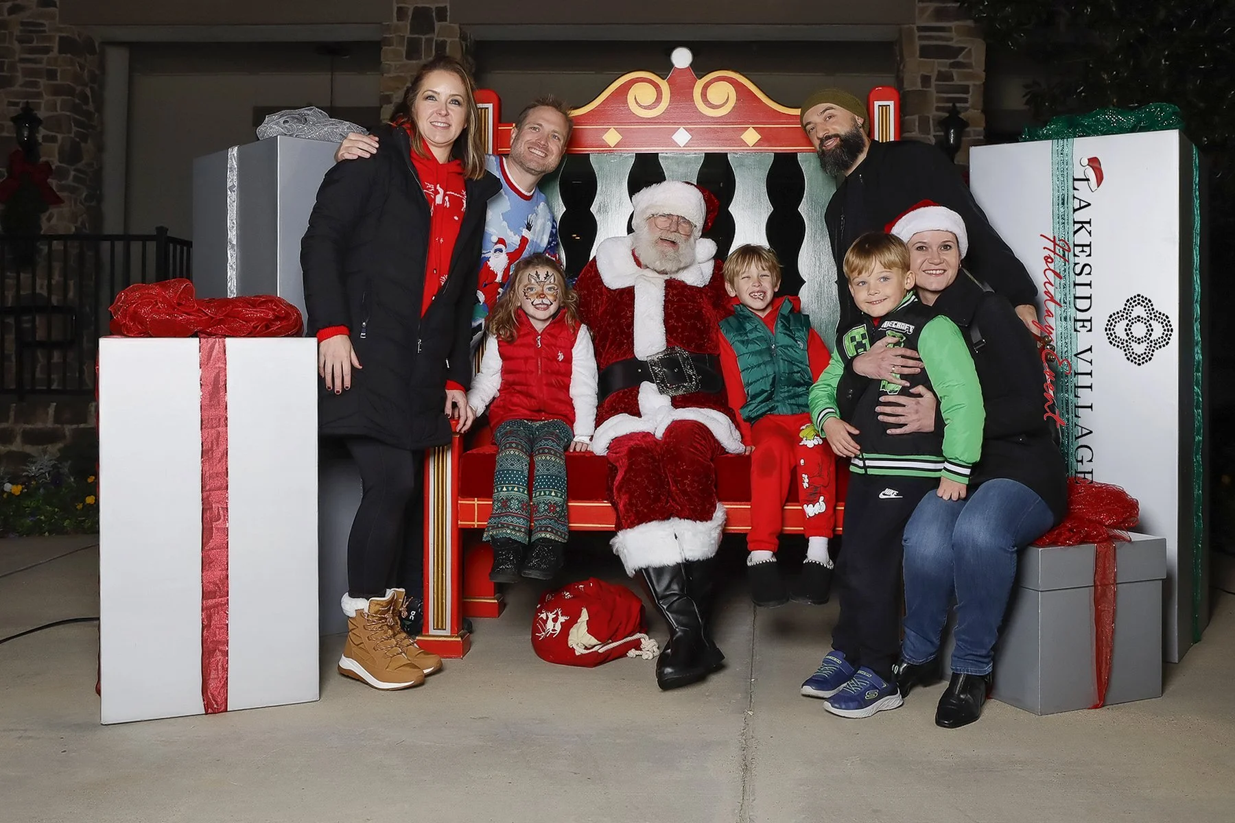 120325 Lakeside Holiday Event-0036.jpg