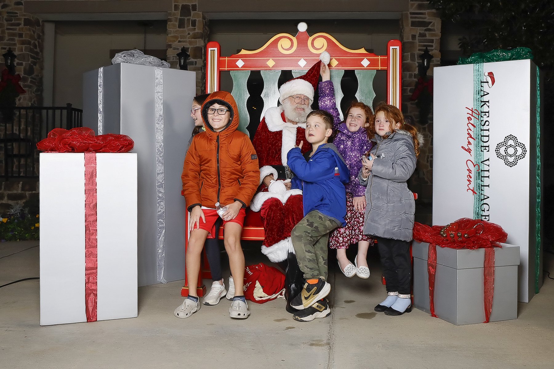 120325 Lakeside Holiday Event-0166.jpg