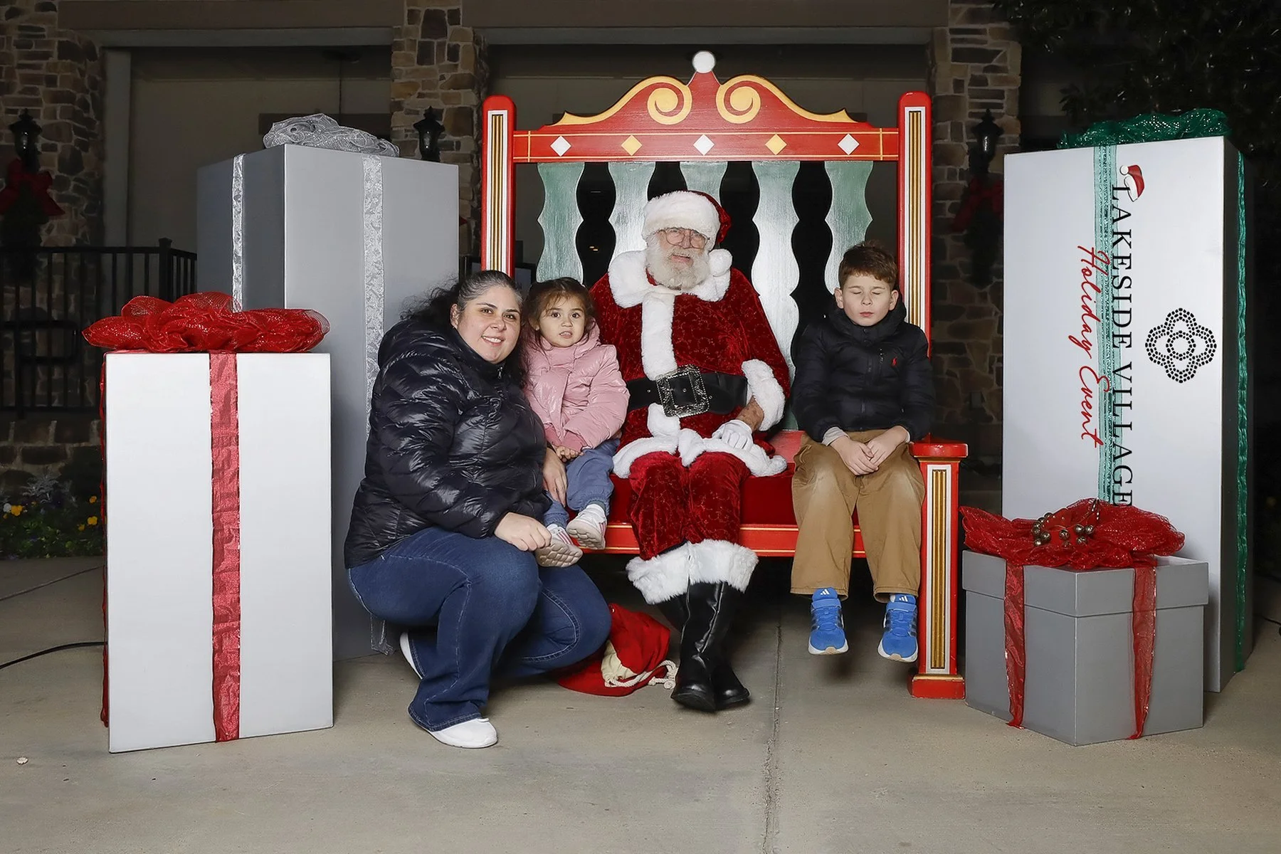 120325 Lakeside Holiday Event-0096.jpg