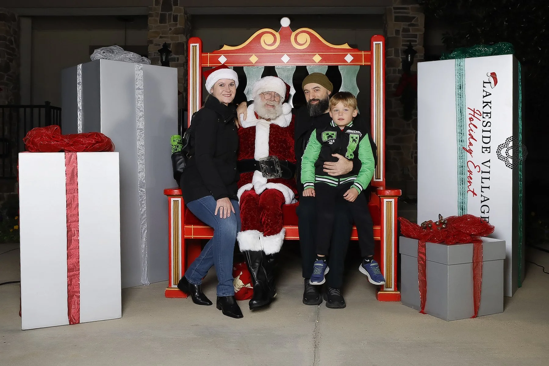 120325 Lakeside Holiday Event-0017.jpg