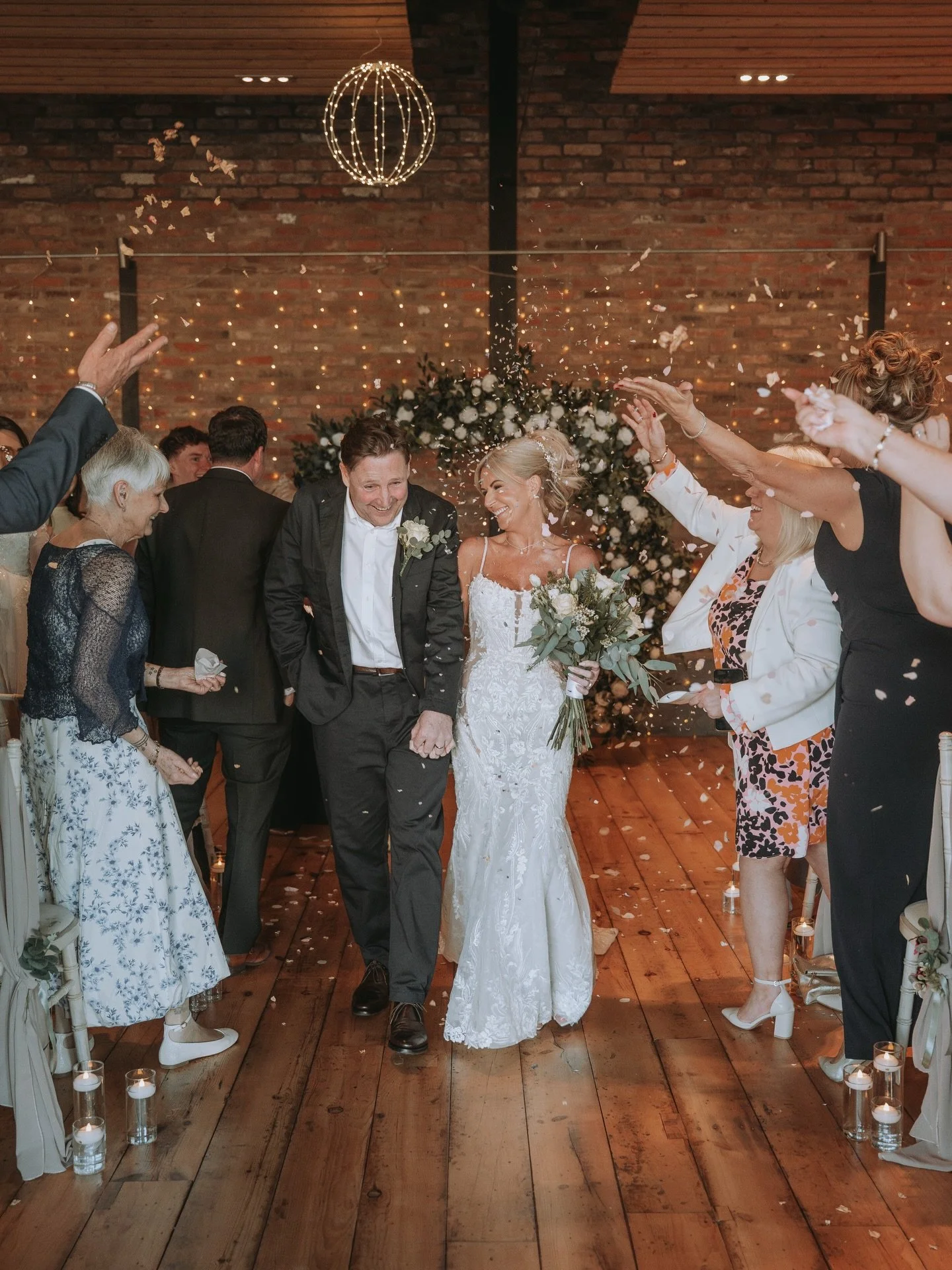 J&amp;B

What a way to kick off 2026 ✨

I first met John &amp; Bayley at a wedding fayre last year, when they were still deciding whether a photographer was right for them. After a lovely chat about their plans and what mattered most, they decided to