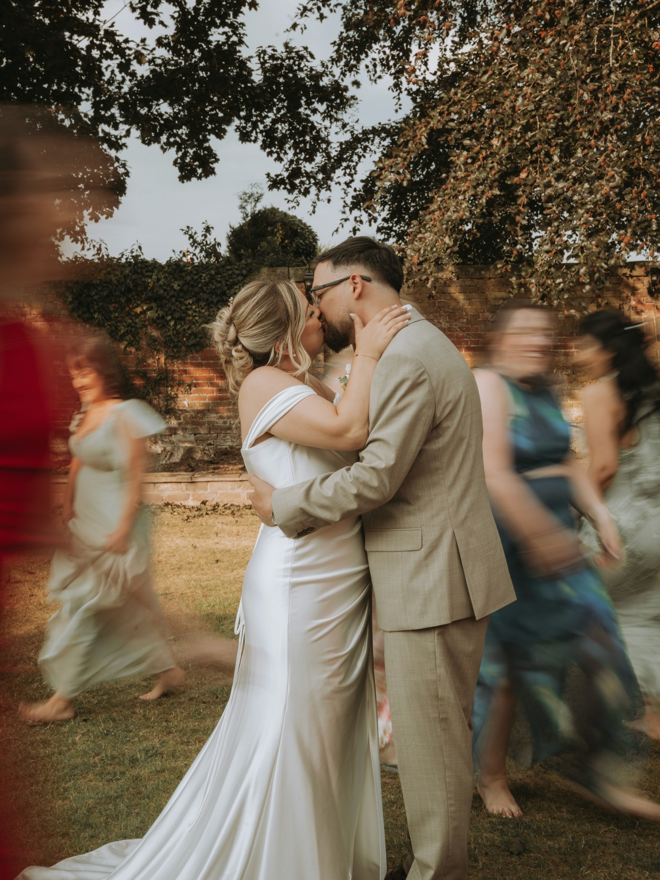 KIRI &amp; SCOTT ✨

What can I say about Kiri &amp; Scott&hellip; 🤍

I first met Kiri years ago, so when she asked me to capture her wedding day, I jumped at the chance.

Their day was everything a wedding should be&mdash;relaxed, full of fun, and s