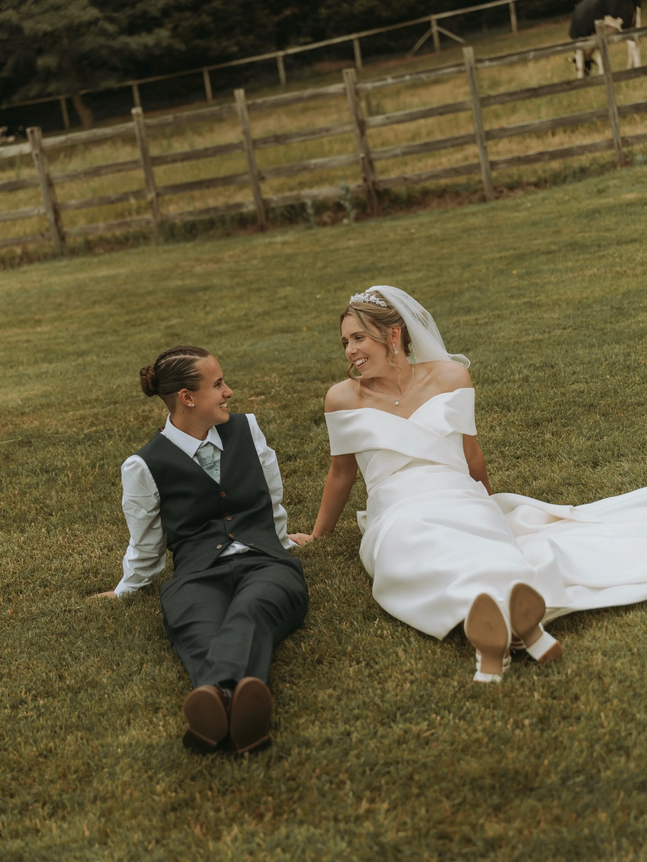 Cara + Lauren ✨✨ 

What a gorgeous and fun loving couple&hellip; their day was absolutely perfect at the stunning @suttonboningtonhallweddings 🤍

Venue: @suttonboningtonhallweddings 
Photographer: @sarahplantphotography 
Caterer: @portfolio_events 
