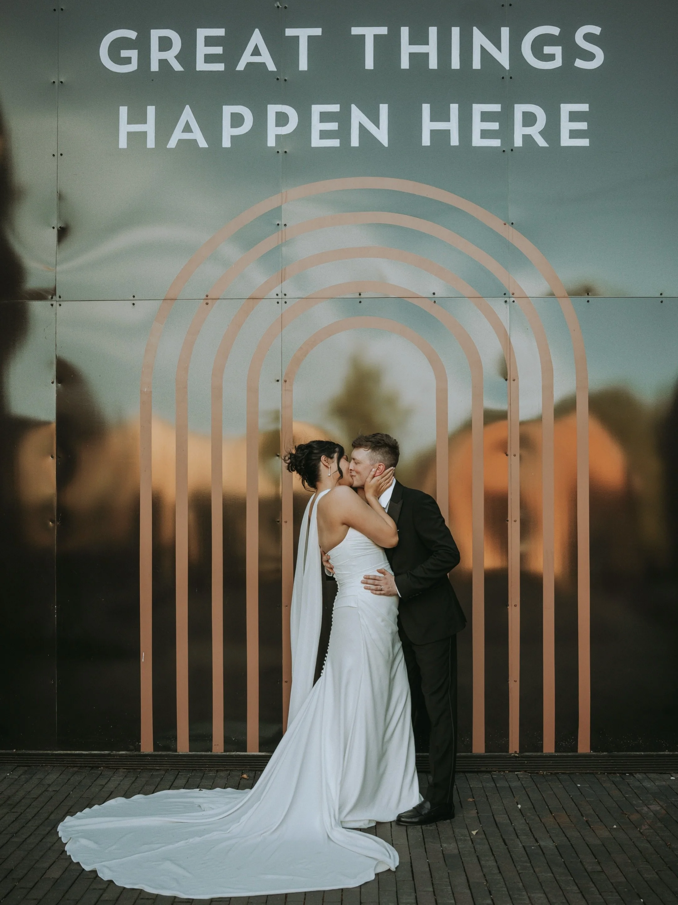 Kate &amp; Arran ✨✨ 

I&rsquo;ve said it before and I&rsquo;ll say it again&hellip; small, intimate weddings are truly the best. 🤍

Kate &amp; Arran chose to say &lsquo;I do&rsquo; surrounded by fewer than 20 of their closest friends and family at t