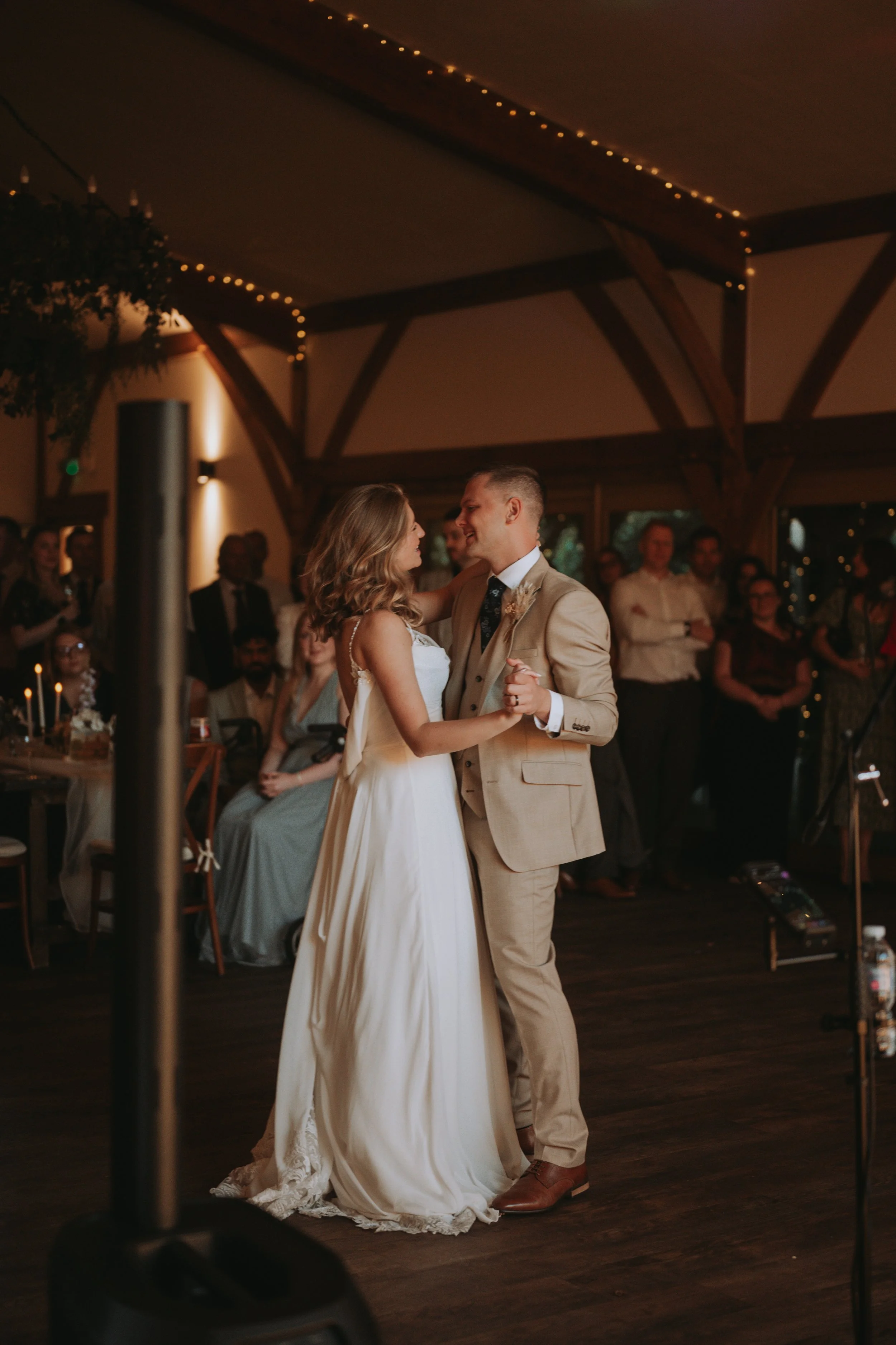 Lauren + Arran Previews-14.jpg