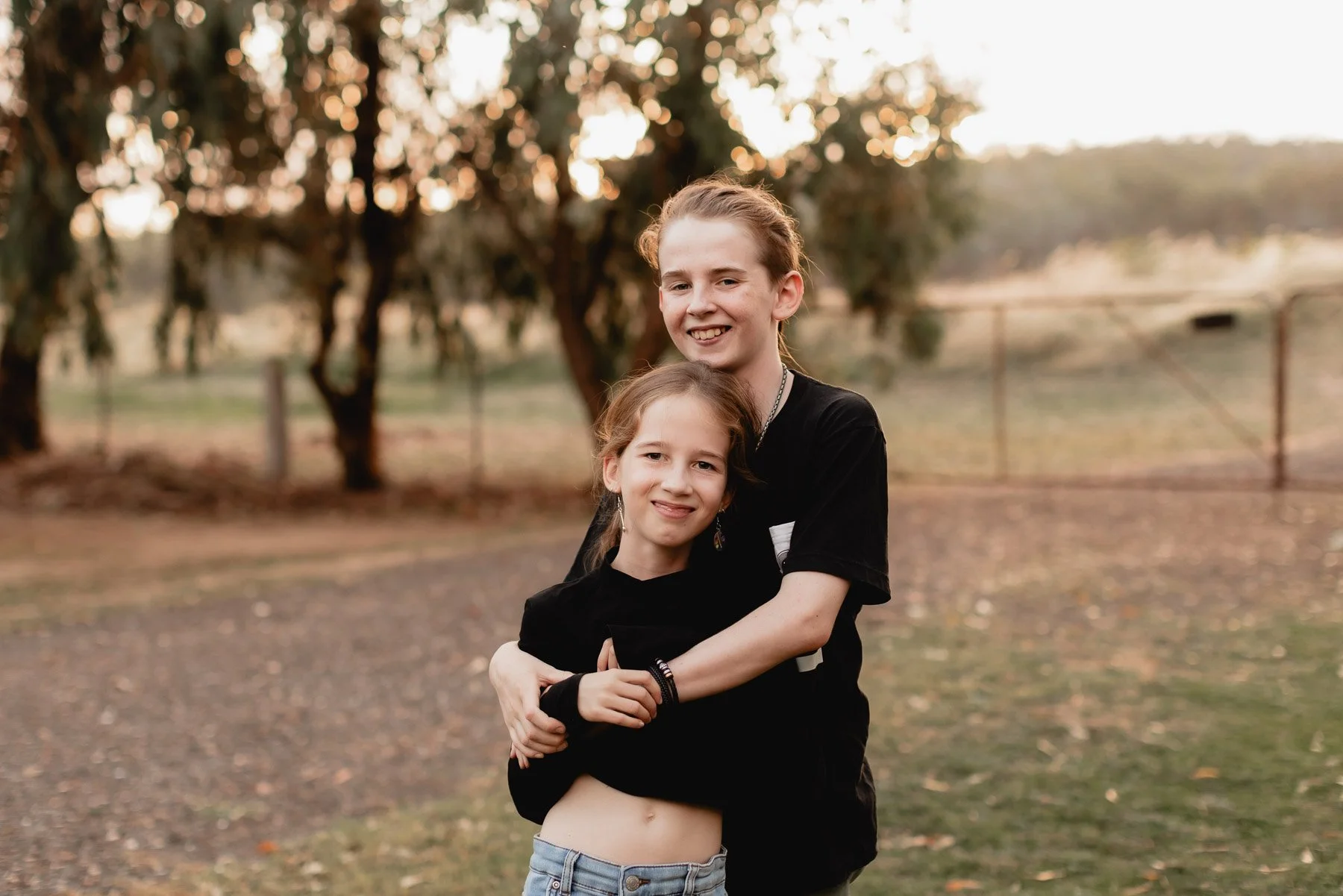 extended family photographer at home central victoria-23.jpg
