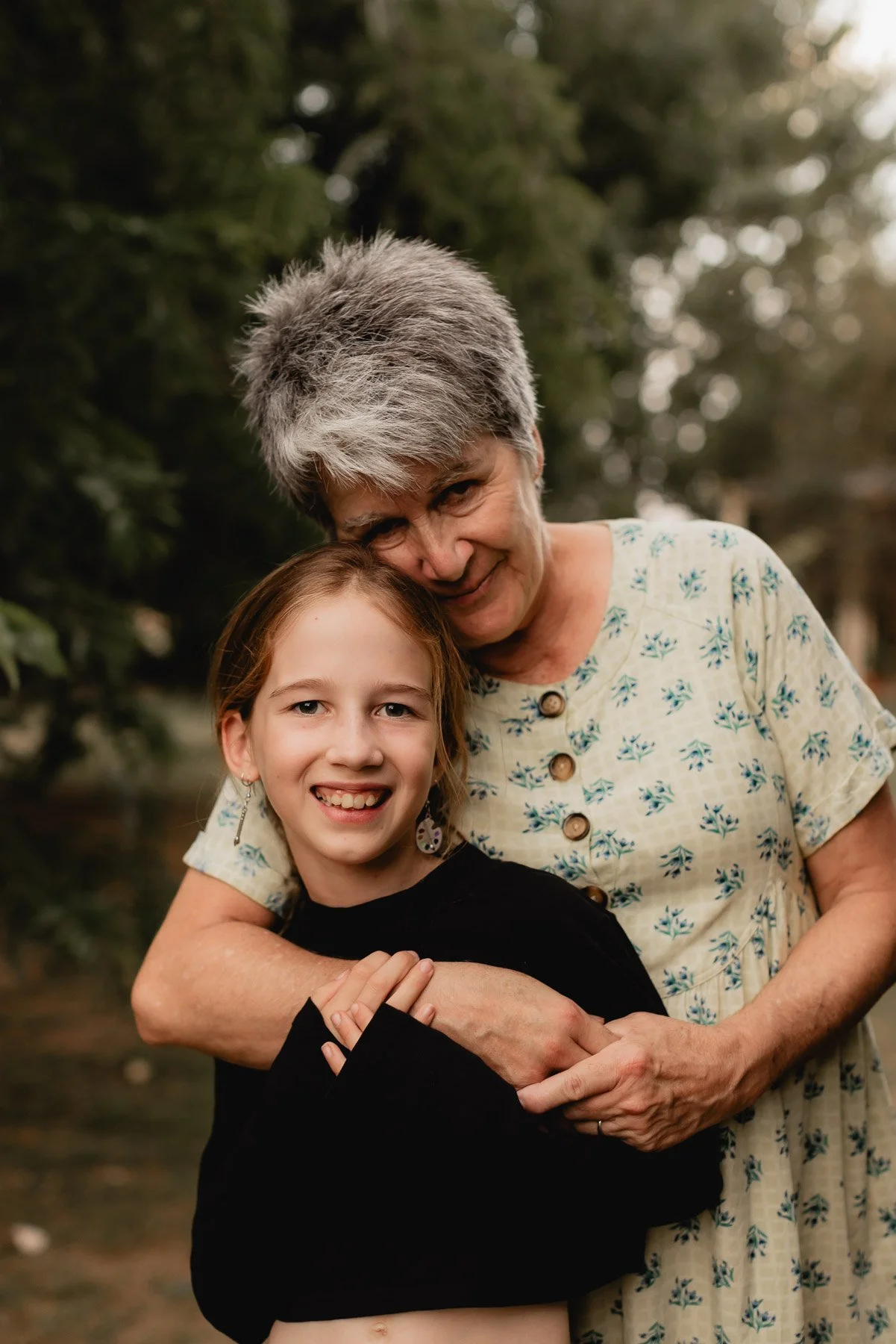 extended family photographer at home central victoria-42.jpg