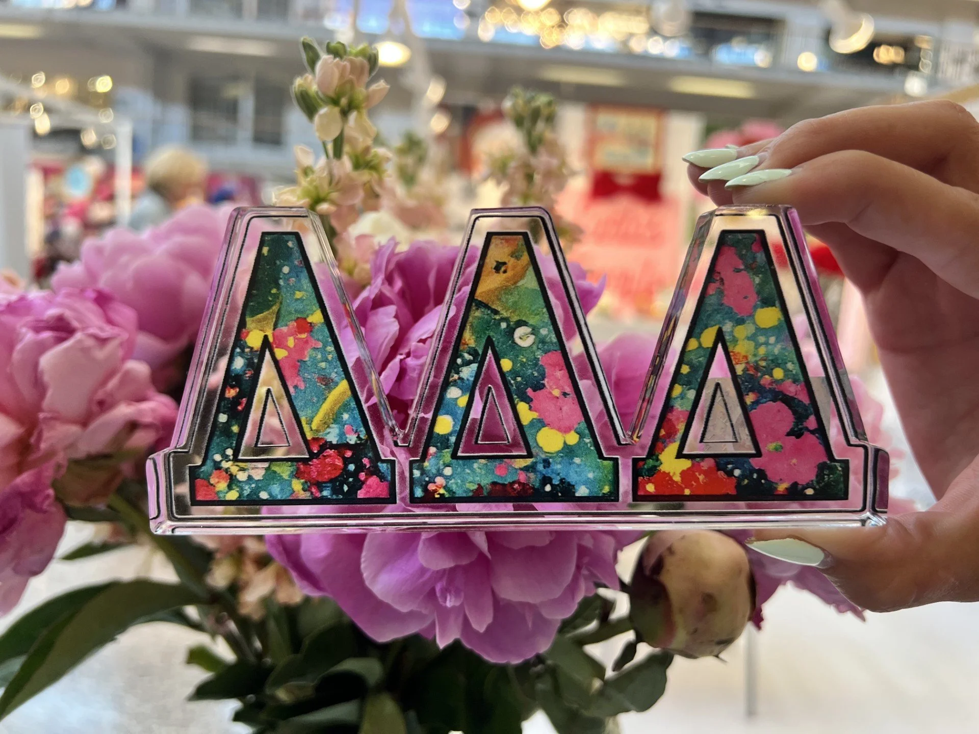trideltasmall.jpg