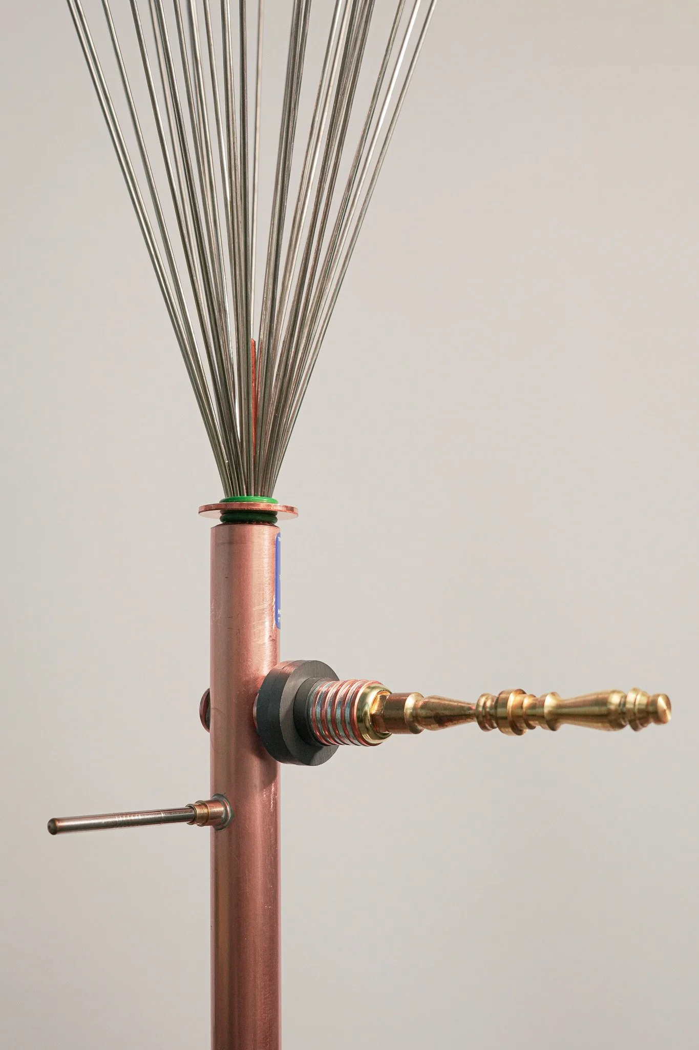 The fertile current electroculture antenna CW1.....jpg