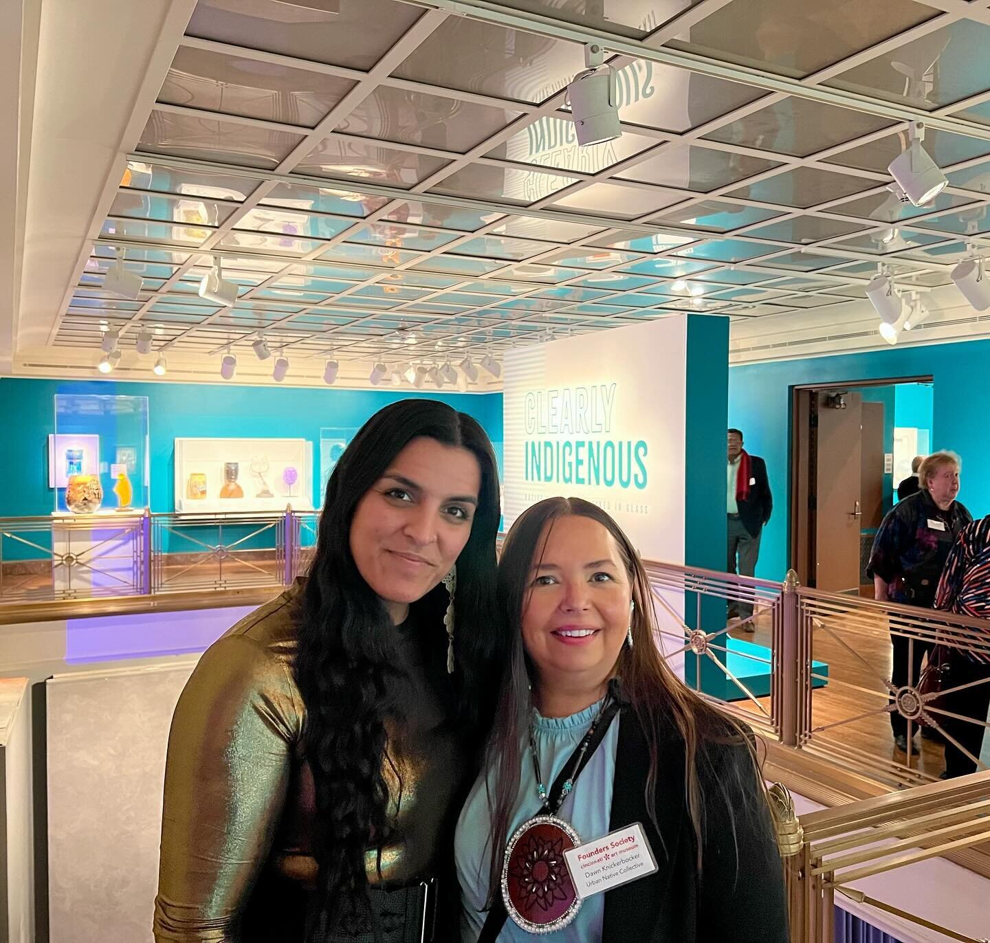 Last night our community celebrated the opening of @cincyartmuseum&rsquo;s newest exhibition, Clearly Indigenous: Native Visions Reimagined In Glass. 

Our collective worked with the Cincinnati Art Museum over the last few months to co-curate the con