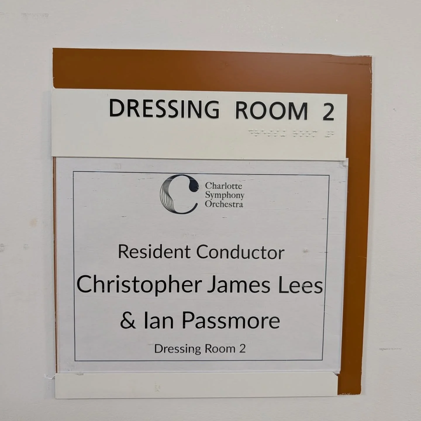 Two conductors, one dressing room! 😂

Grateful to share a weekend of holiday shows with my brilliant friends @christopherjameslees and the @cltsymphony 🙏 🎅🎄🎁

#dogdadmaestro #conductor #conductorlife #classicalmusic
