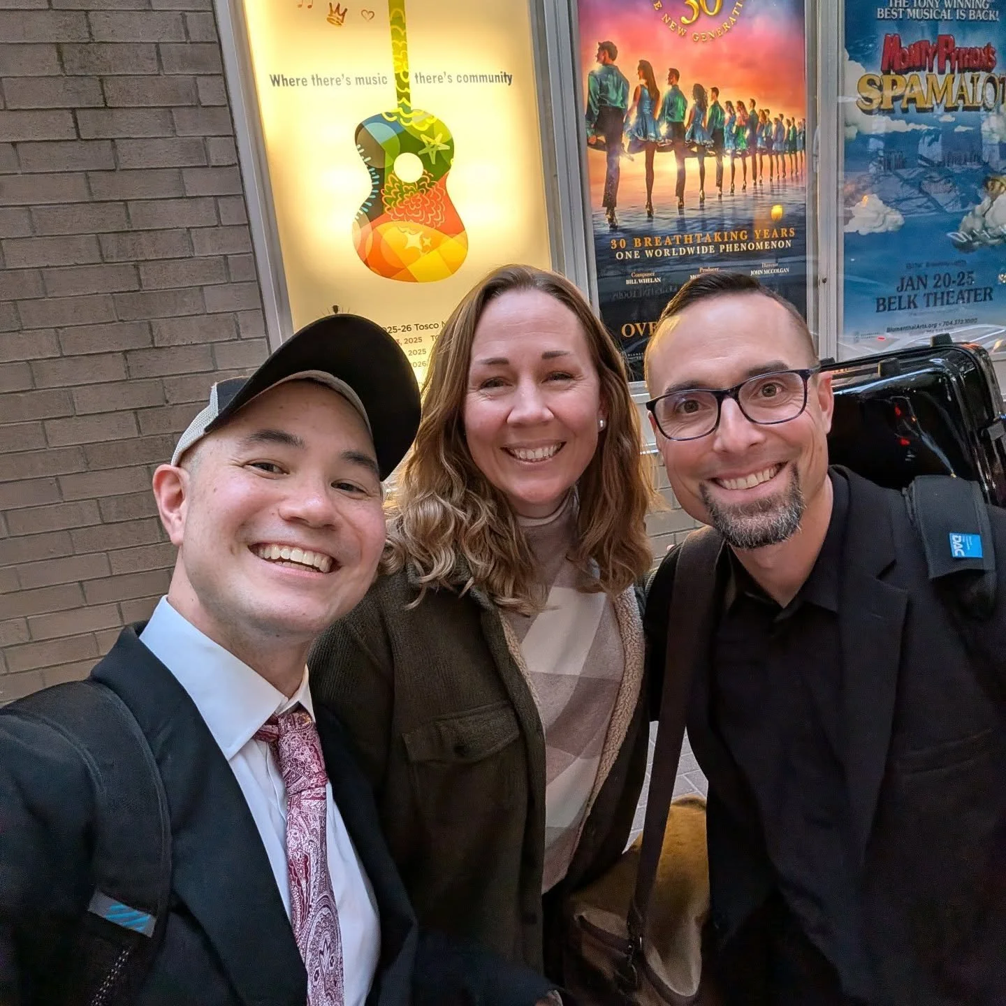 This was a fun and unexpected reunion....

Justin Isenhour is a wonderful trombonist that I've gotten to work with a few times in Charlotte. He also teaches at Winthrop University. 🙌

His wife Jennifer runs one of the best band programs in SC. 20+ y