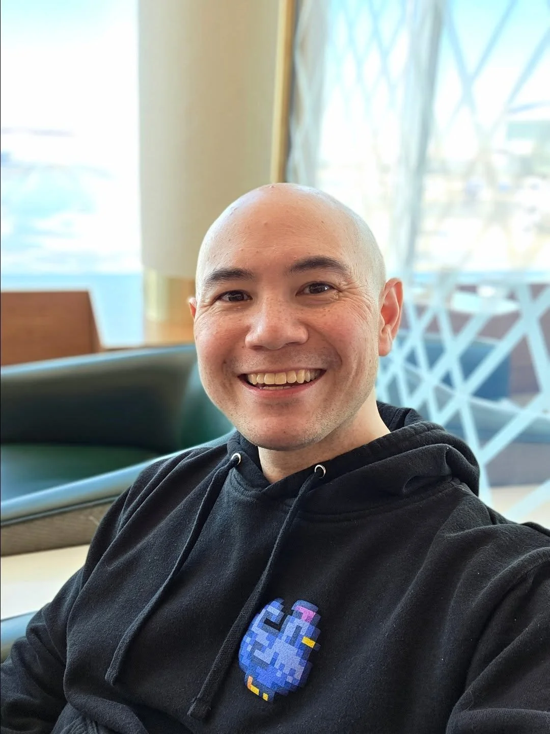 Back on the road, to satisfy our ravenous Stardew Valley fans! 😅 

Just a few more shows left this season.... 🥺

Grateful to be a part of this amazing team! 🙏

(Also, you've gotta love it when one of the lounges is next to your gate! 😁)

#dogdadm