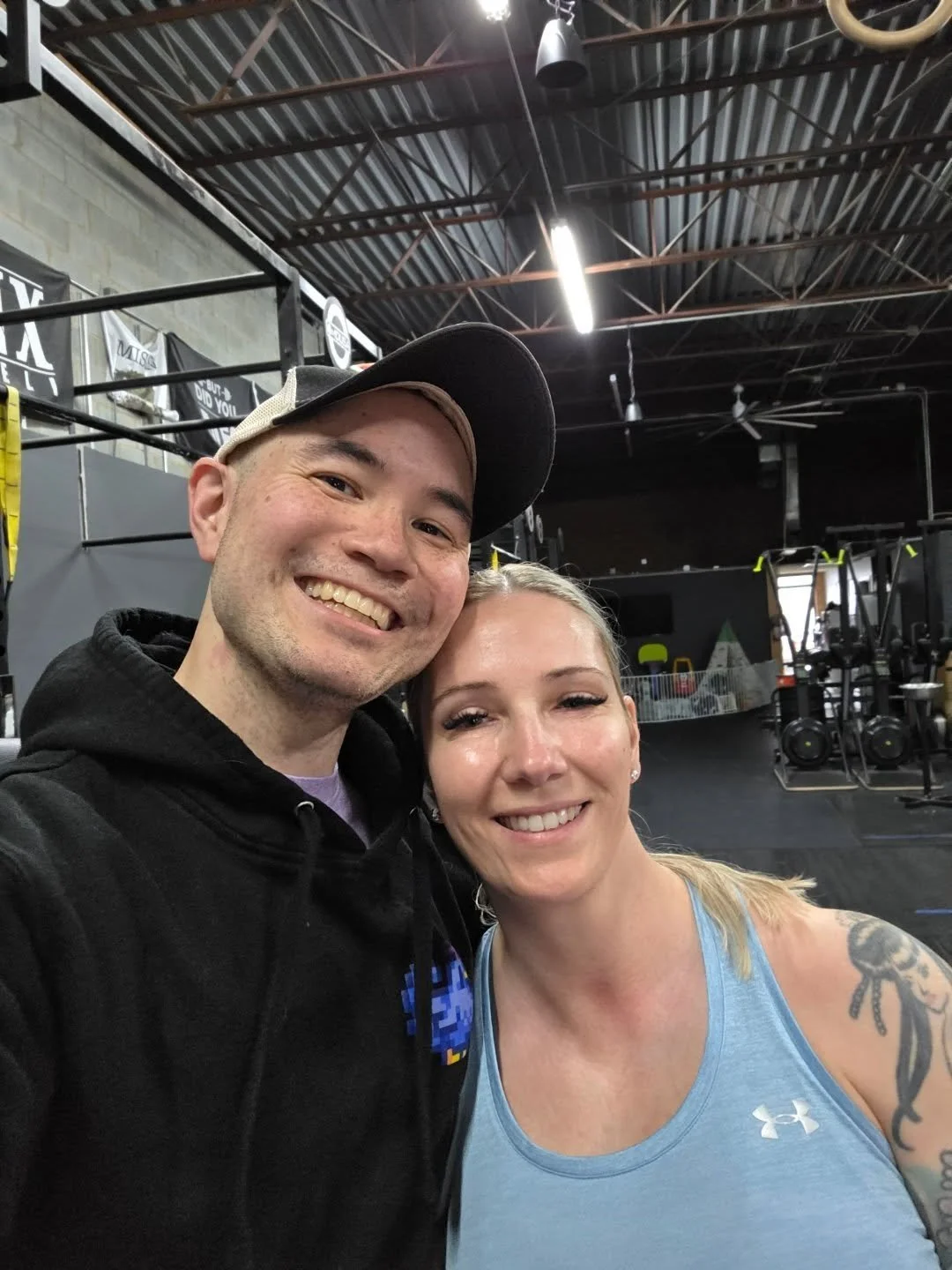 Back in one of my favorite places with one of my favorite people! 😊💪🏋🏻&zwj;♂️

I haven't been in the gym in .... 😳😩😭🤫

@alucas214 @jkennedyfit

#dogdadmaestro #conductorlife #fitness #strength #conditioning