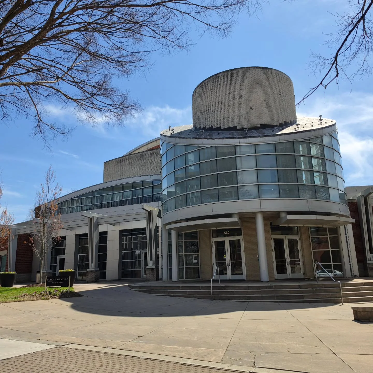 Back at @uncsamusic working with some student conductors on some light classics.... 😅

#dogdadmaestro #conductor #conductorlife #musiceducation #beethoven