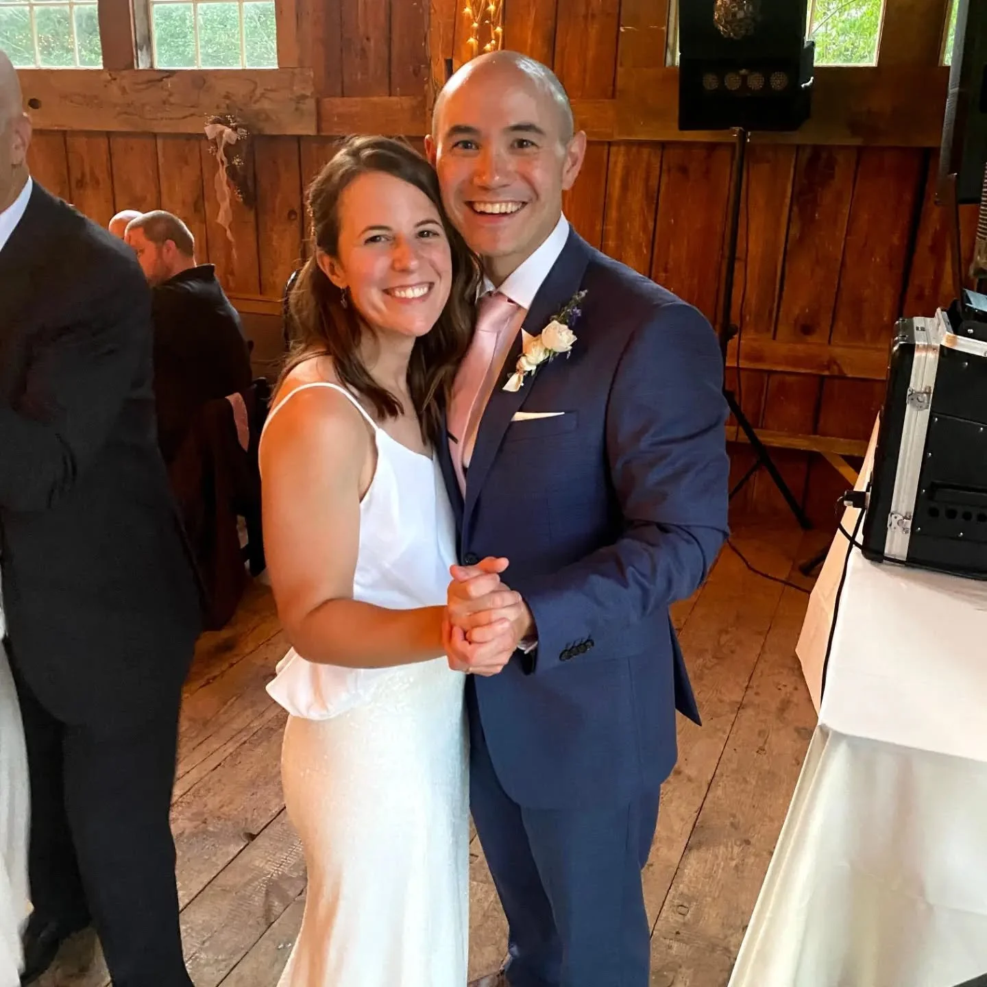Happy 5th wedding anniversary (and our 13th year together) to my amazing, beautiful wife @sloppy_paws !! 😍

#dogdadmaestro #conductor #conductorlife #wedding #anniversary