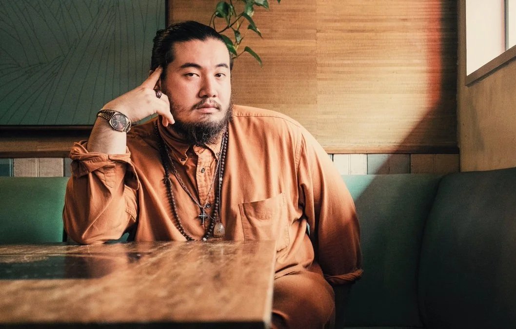 <img src="https://rb.gy/skxe9t" height=40px alt="Food Network"/> <br>In The Mix<sub><br> TV Series