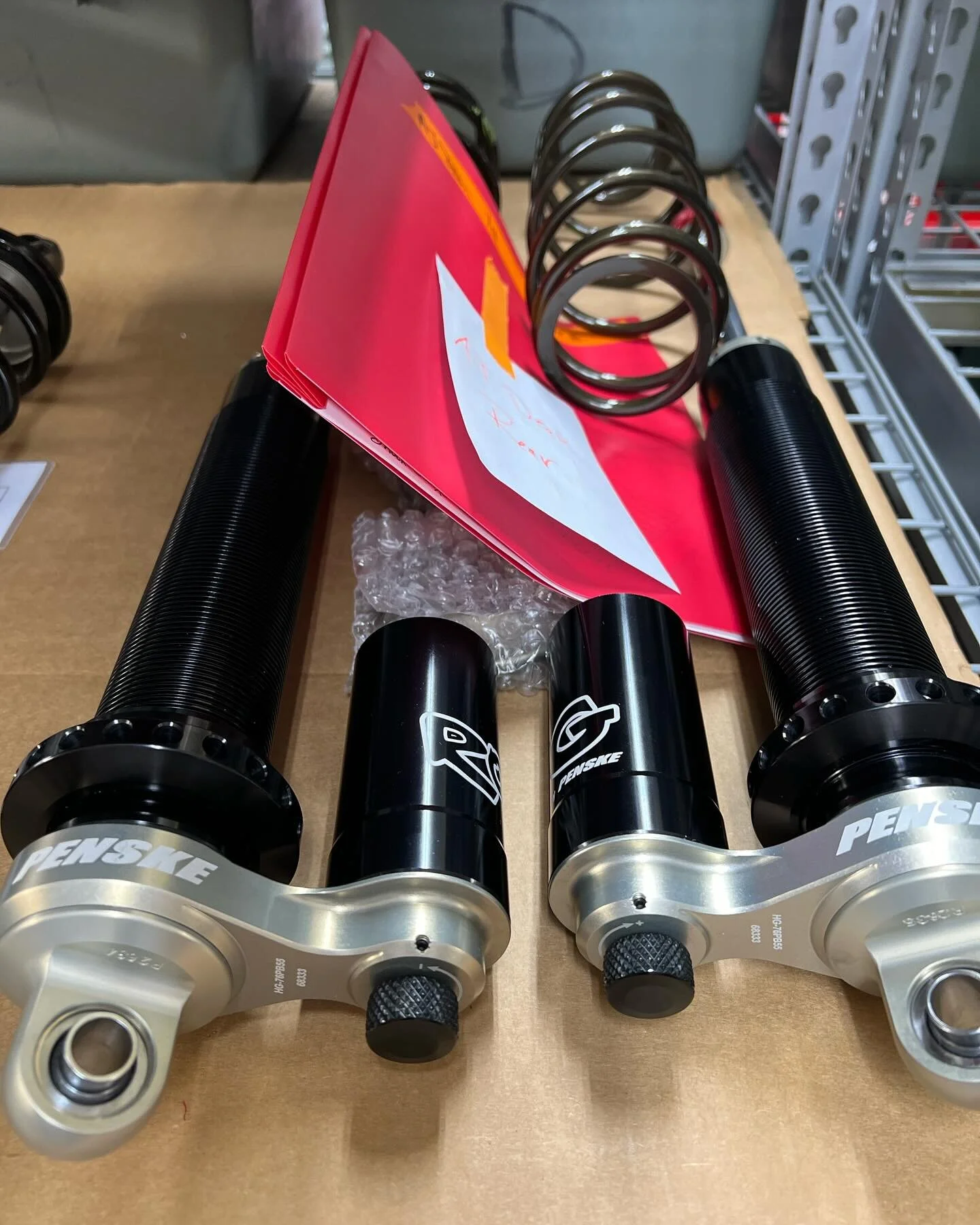 Them @penske_racing_shocks from @viscous_performance &amp; @ron.galbreath.5 hit different! #johnhammond 

#Deanracing #Dean955 #RentFree