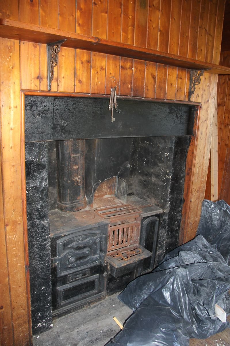 1890 Cottage