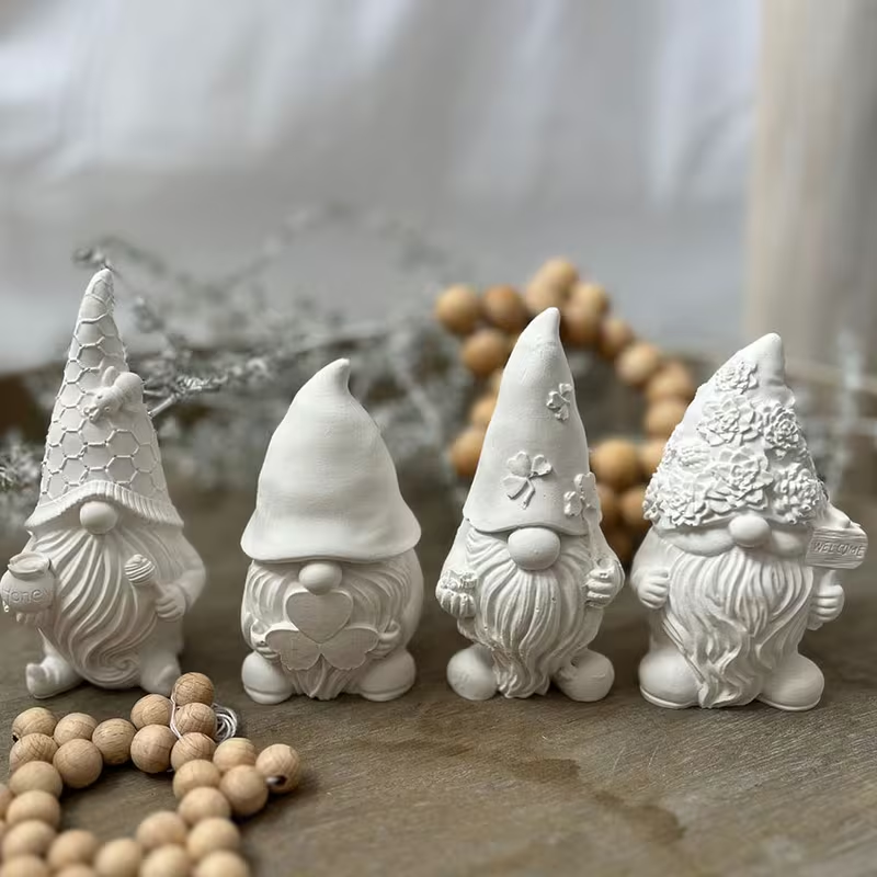 LG & MD - Holiday Gnome Assortment