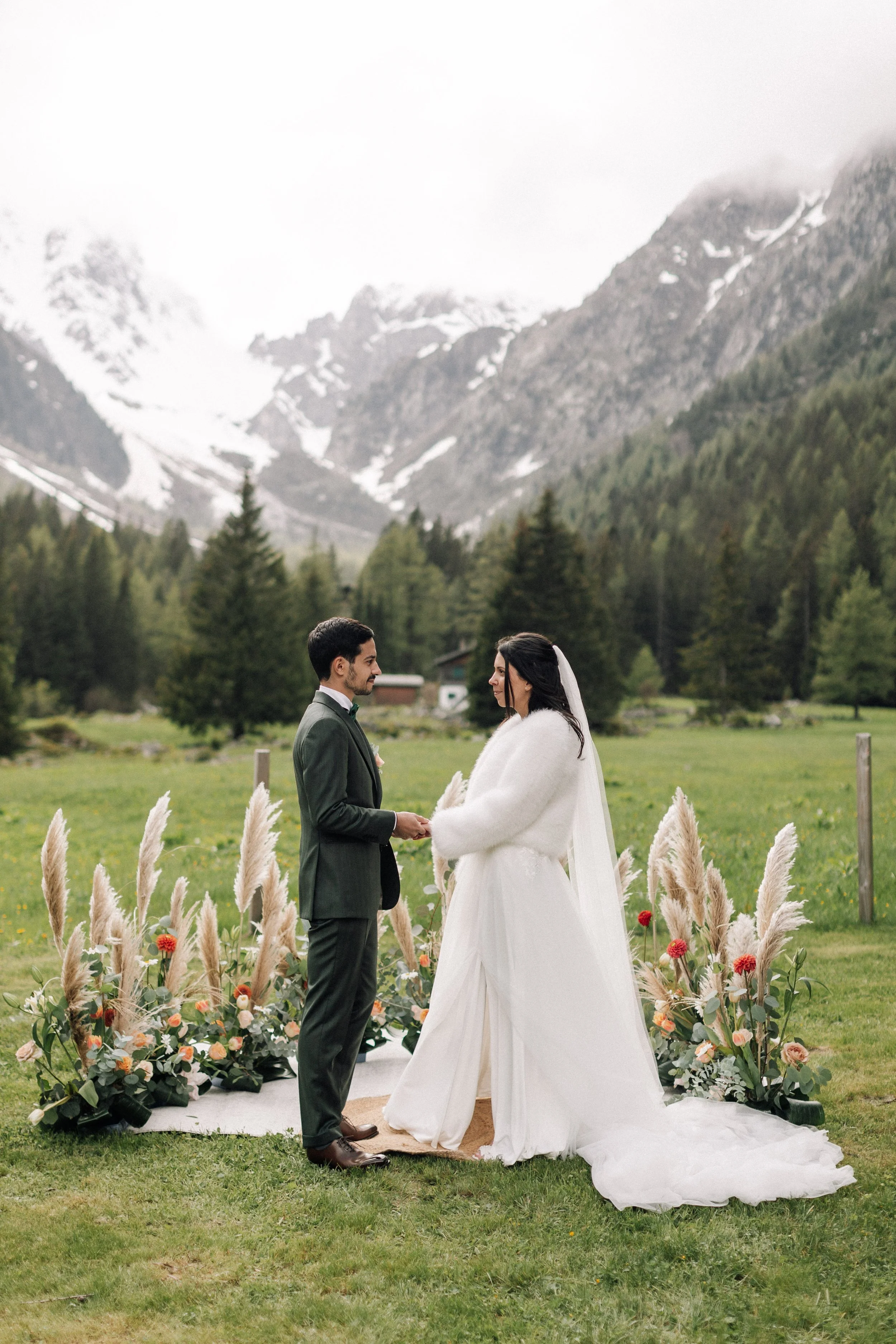 Intimate wedding in Switzerland