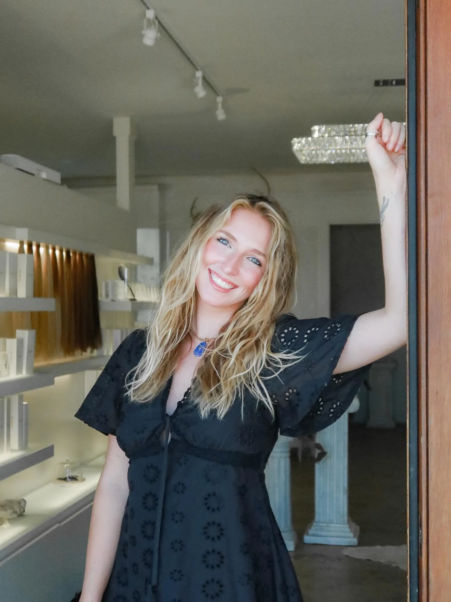 Artist Spotlight: @kaileeblaire.hair 

Kailee is known for her creative, trend-forward approach to styling. Since moving to the SWLA area three years ago, she&rsquo;s built a loyal following who appreciate her eye for detail and personalized touch.

