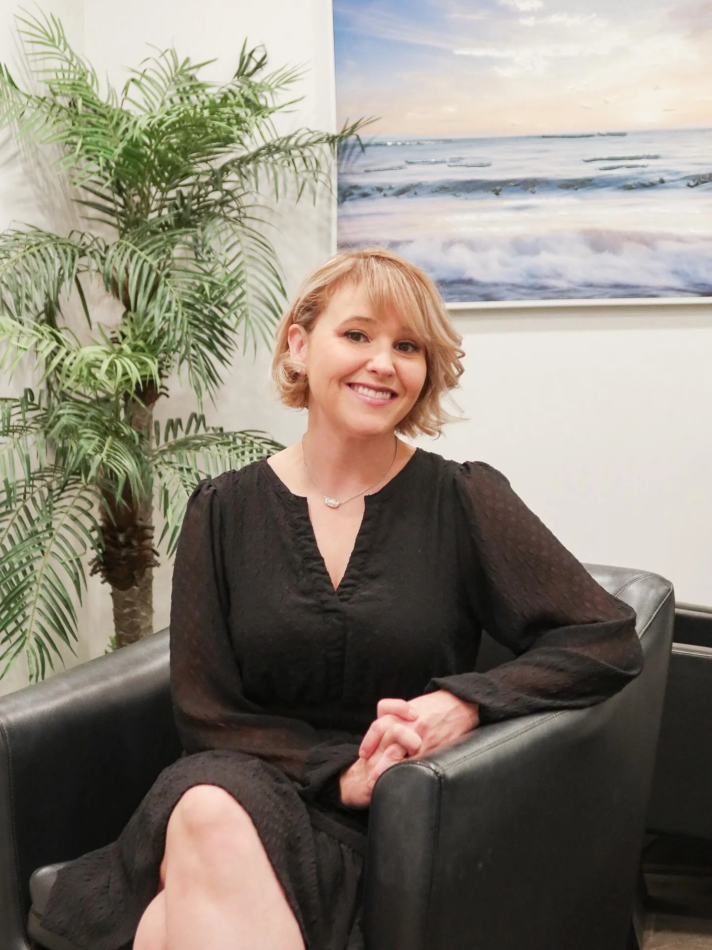 Artist Spotlight: @labatssalon.hairbyjuli 

From wedding hair to special occasion looks, Juli&rsquo;s known for creating elegant, customized styles that make her clients feel their best.

Juli also enjoys working with custom color and precision cuts&