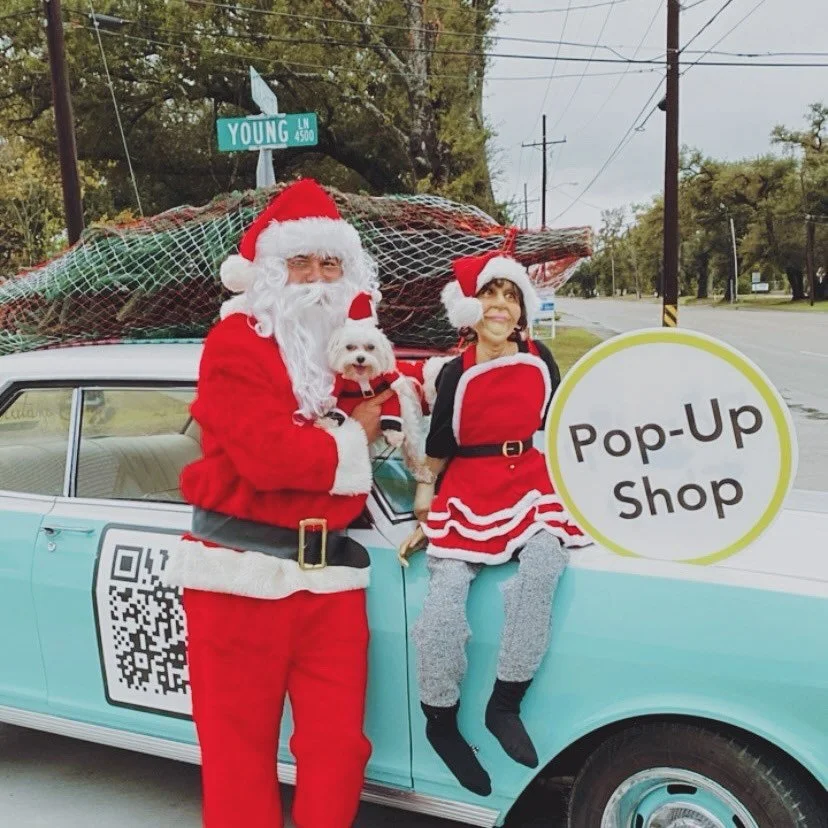 Remembering or last Christmas Pop-Up! 

We can&rsquo;t wait to see y&rsquo;ll this Thursday! 10am-1pm!

 @travelintomscoffee 
@wainwright.ceramics 
@fields.of.flour 
 @linxbywildflowers 
@kingdom_cup_coffee