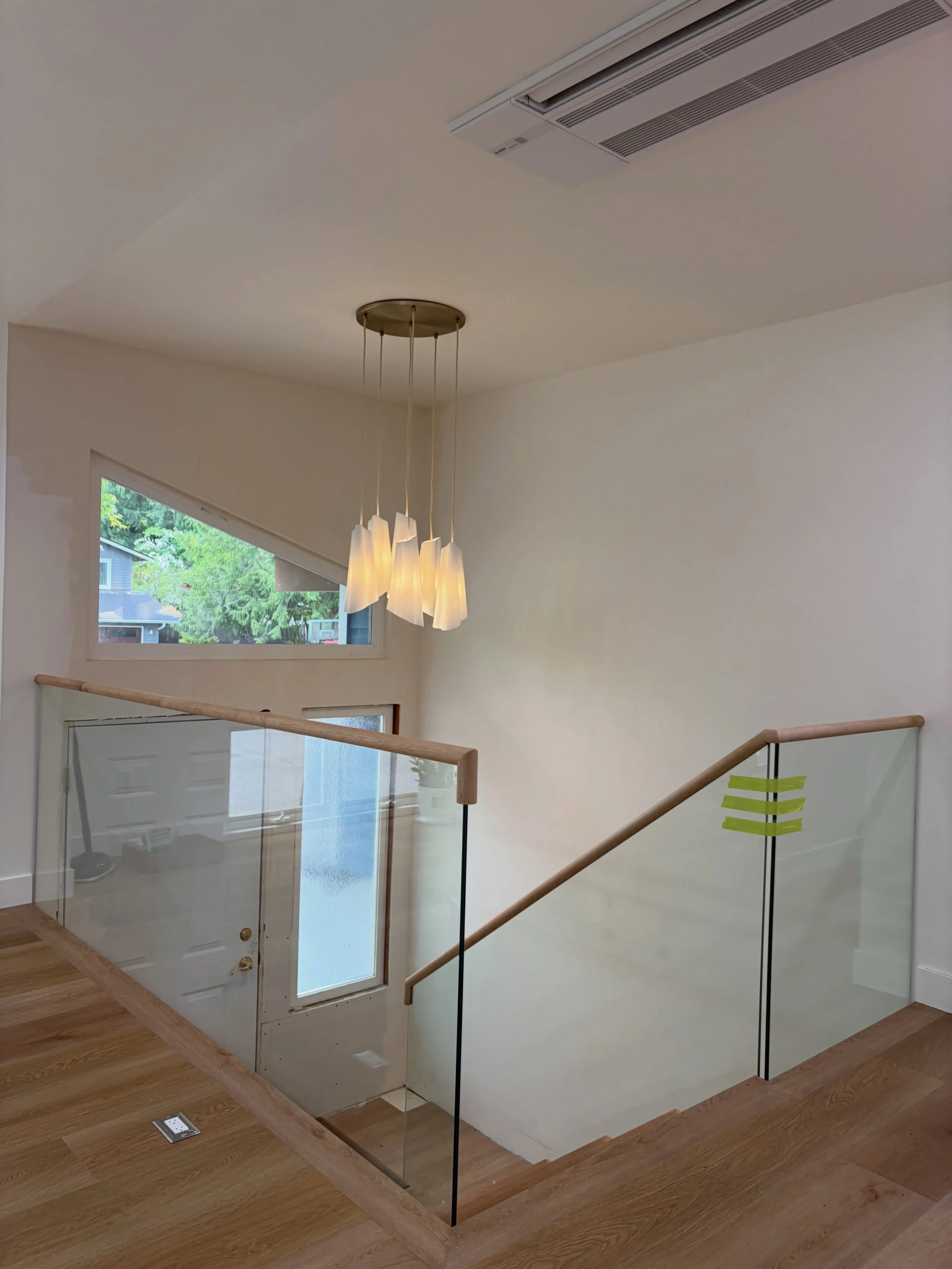 Custom glass railings 😍 #GlassbyHuz #GlassRailings