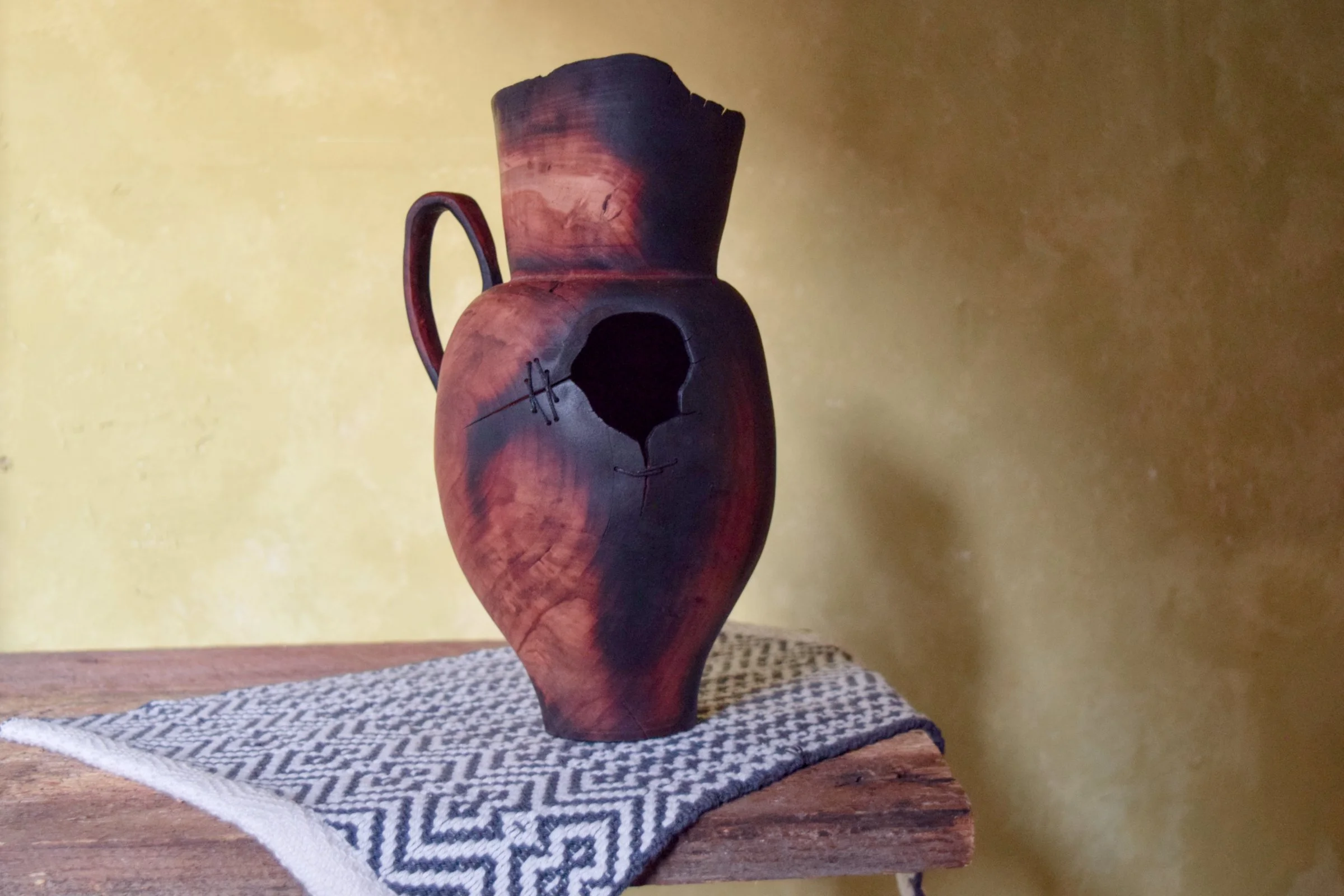 Oinochoe 1.jpg