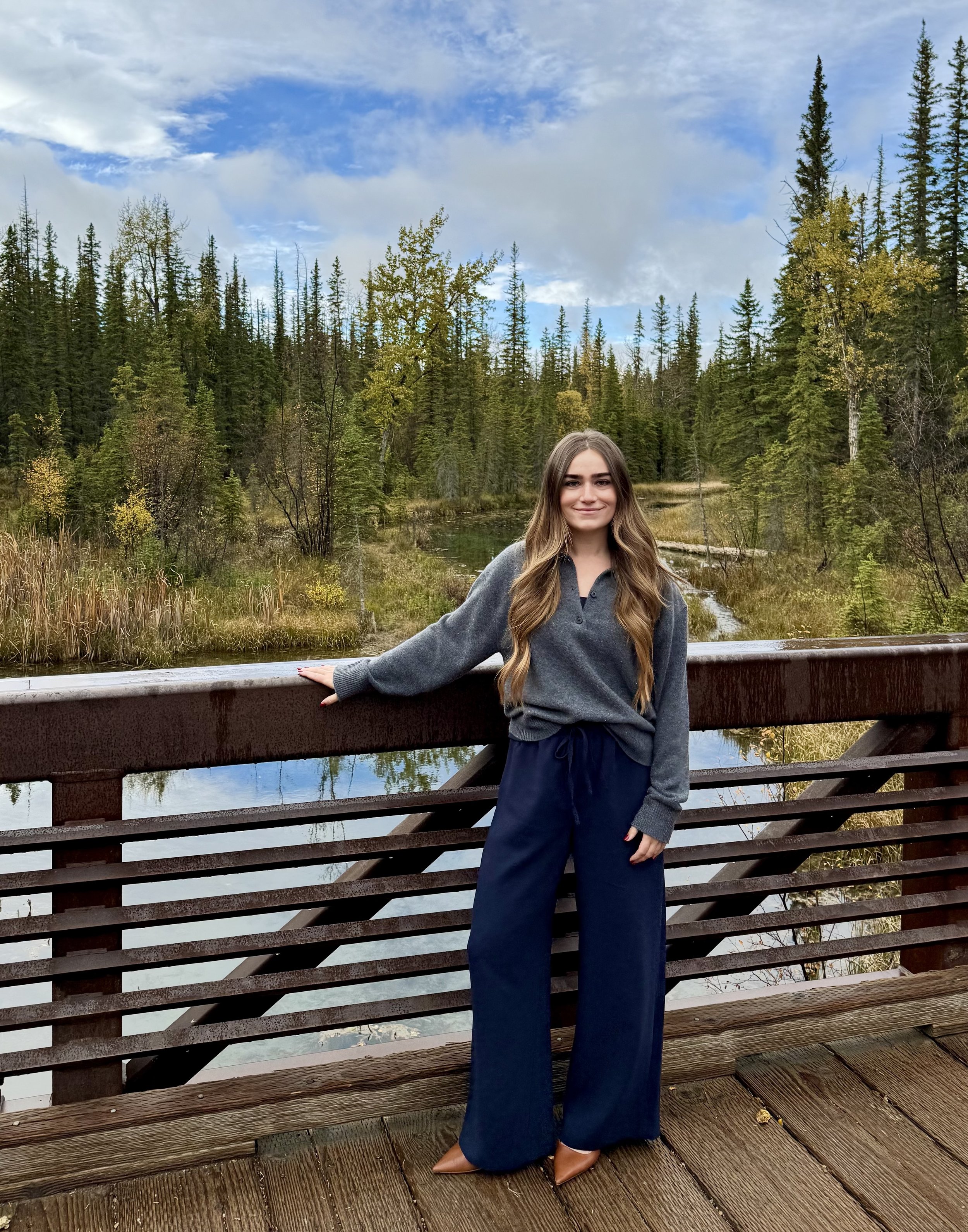 Hannah Reid psychologist in Calgary specializing in child therapy, marriage counselling, family therapy, ADHD, and anxiety.