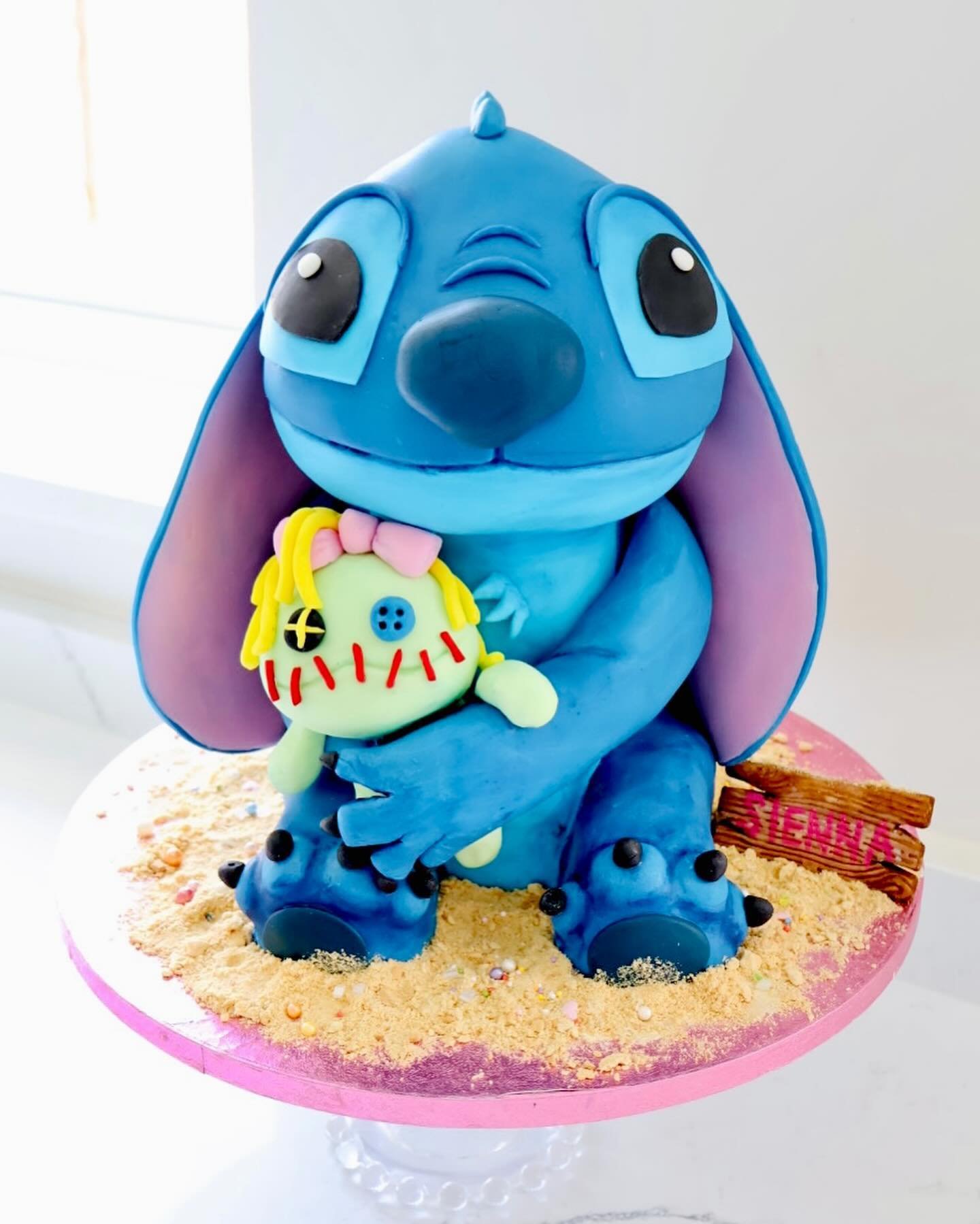 Throwback to when I made this Stitch Cake for my little cousin last year&hellip;I wonder what she&rsquo;s going to ask for this year 🙈🤣💕 @rachel_leah_200 

#stitch #stitchcake #stitchparty #cakeart #cakeartist #cakedecorating #cakedecorator #3dcak