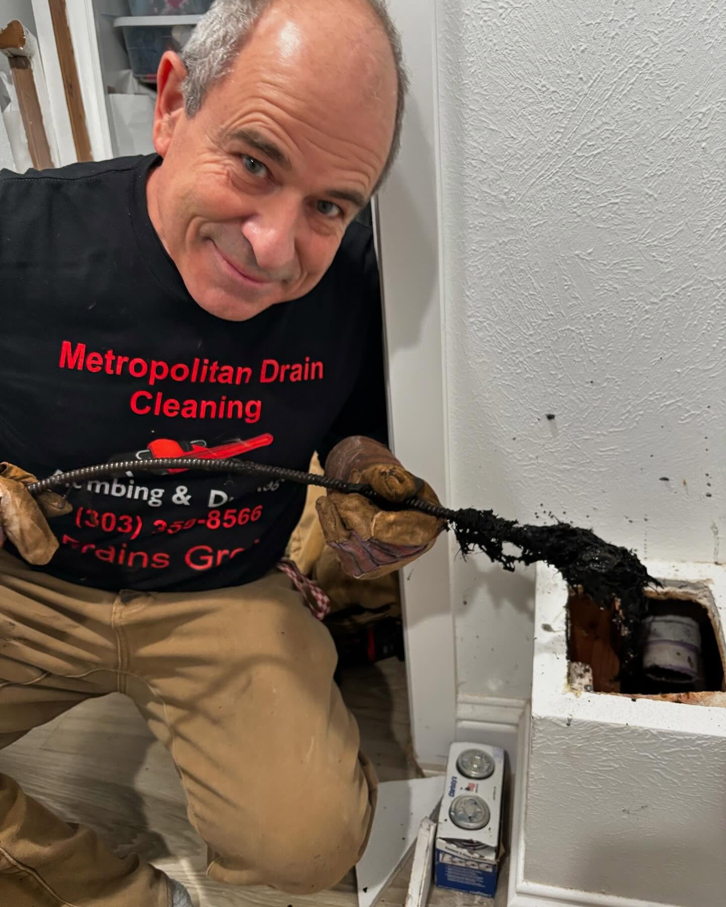 Here’s a quick snapshot of some plumbing action! Pulling roots out of the laundry line—time to get those drains flowing smoothly again!
#drainsgreat
#plumbing
#plumber
#drains