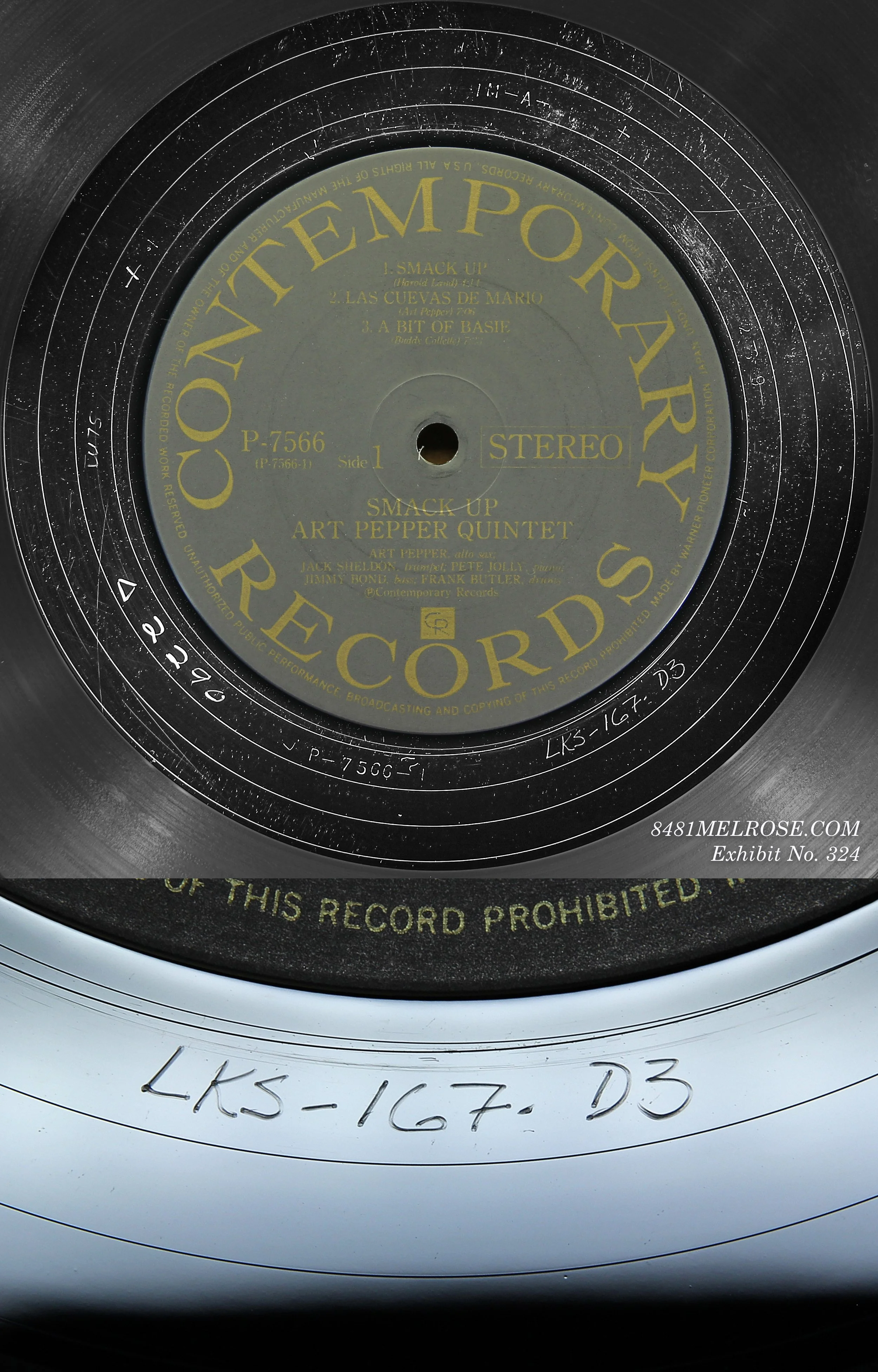 Warner-Pioneer P-7566  Smack Up  (1982)
American metal from the  LKS-167-D3  cut was exported to Japan for this reissue.