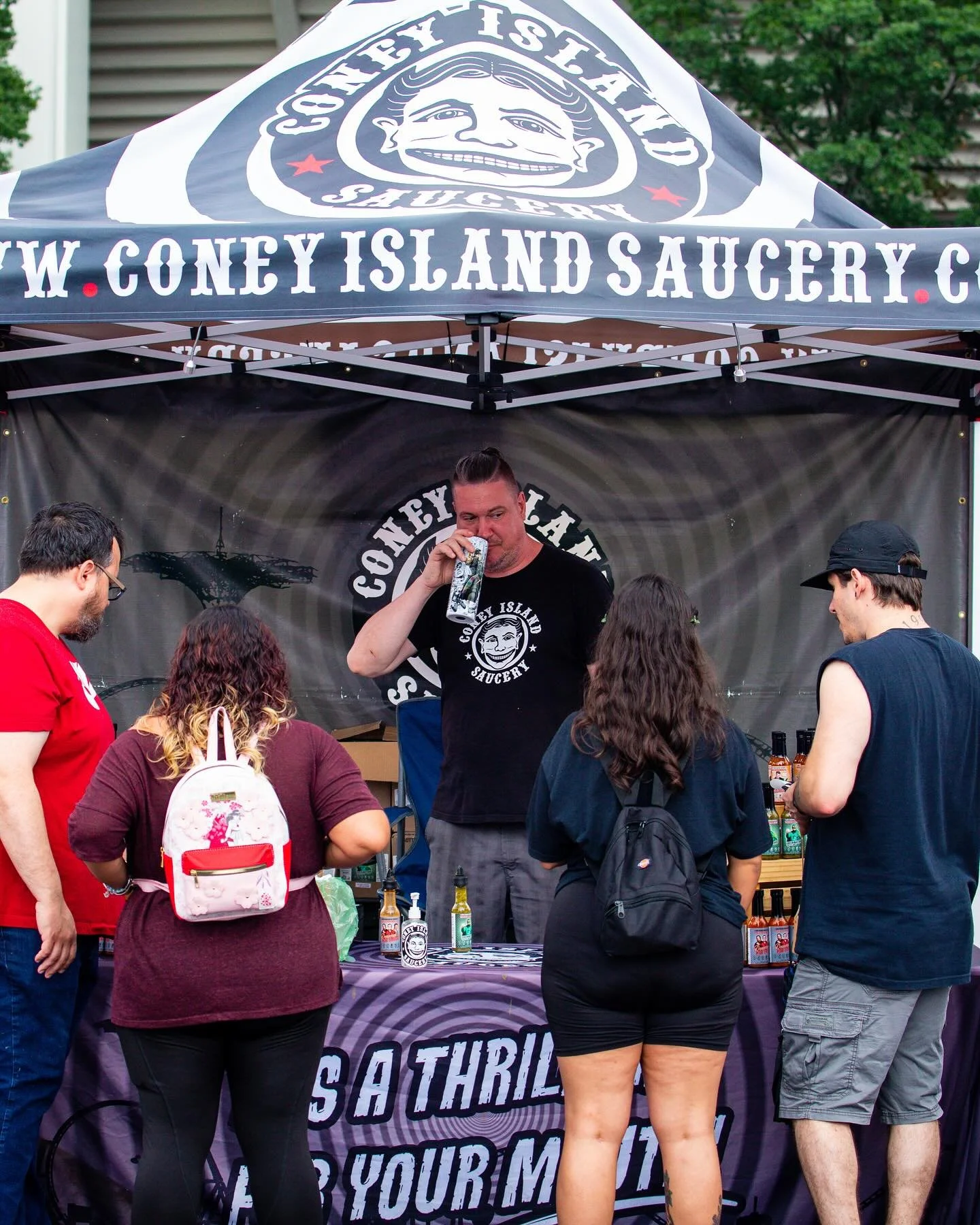 A ROLLERCOASTER 🎢 for your tastebuds!!

Coney Island Saucery @coneyislandsaucery with their premium crafted sauces packed with flavor 😋🙌 With tons of unique flavors, this sauce is perfect for any occasion 🤩

#hotsauce #dff #nj #coneyisland #foodf