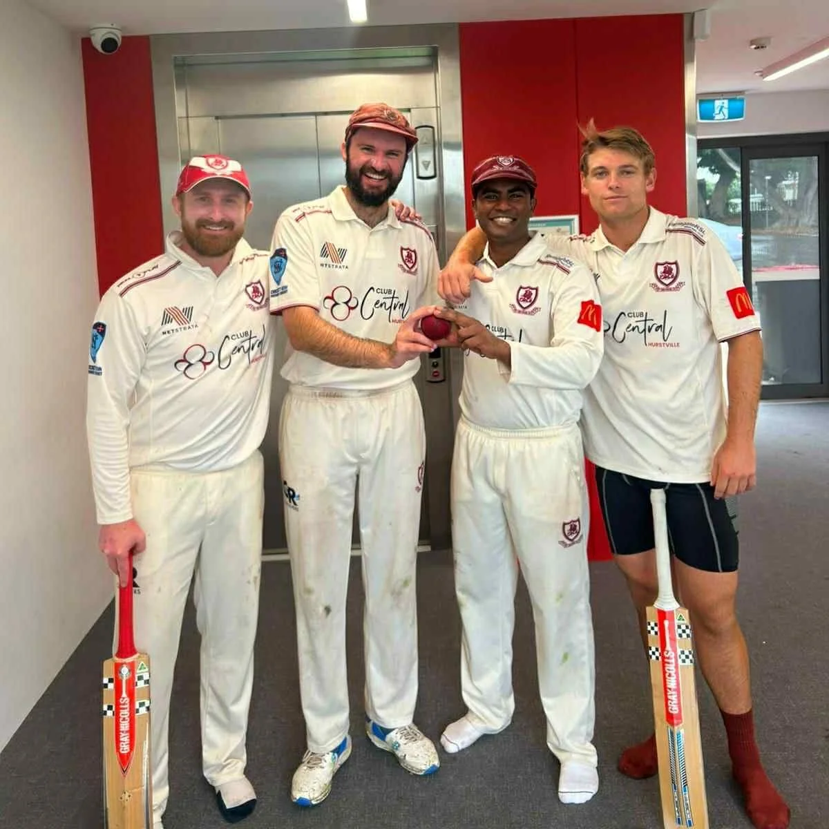 4s had a big win on Saturday thanks largely to these 4. Beadon (49) and Monty (65) batted well to guide the Saints to 207. A middling score at Fraser, the boys needed some big performances with the ball and they got that from Ando (4/17) and Ravi (3/