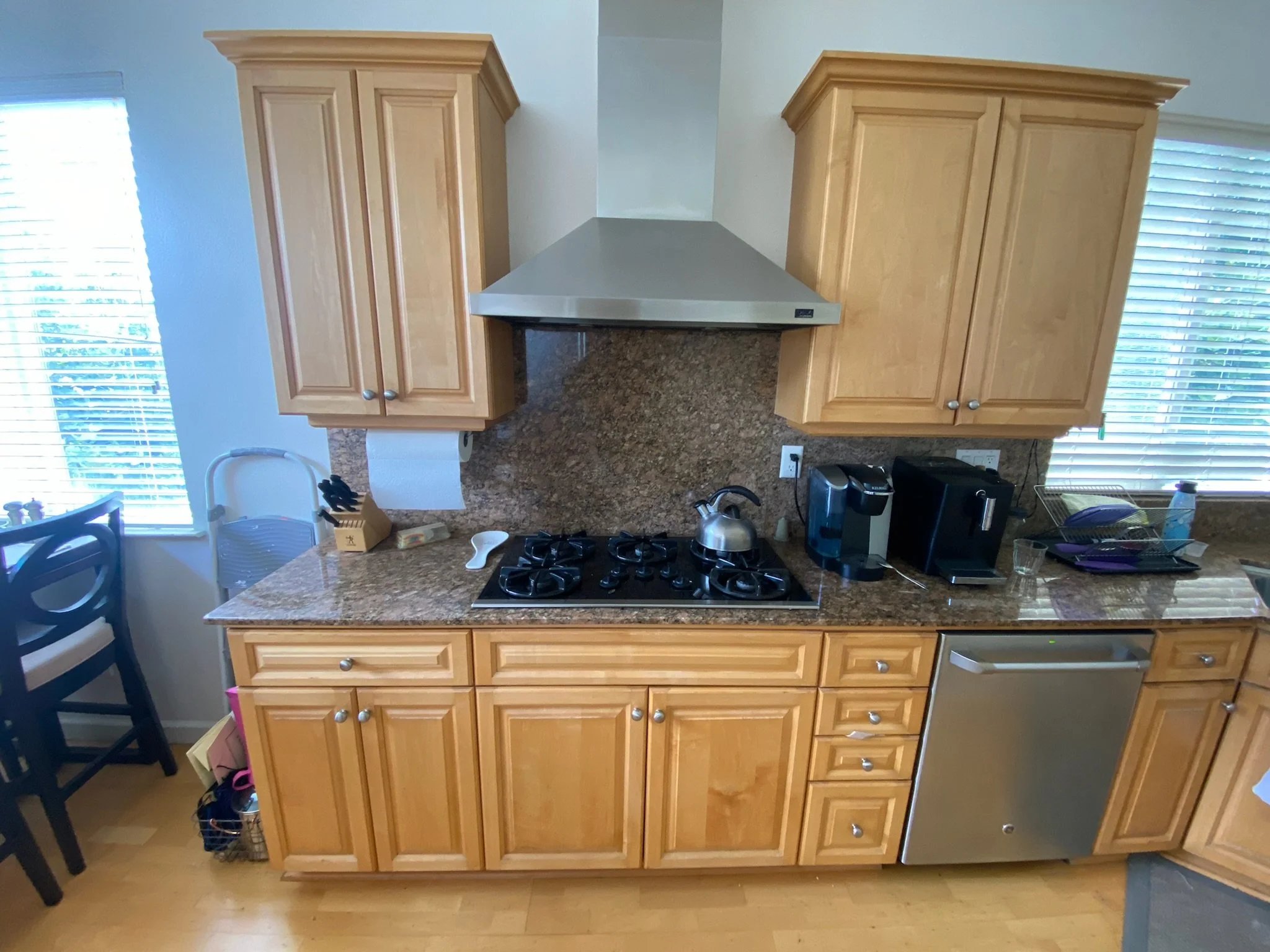 BEFORE  - Original Builder Grade