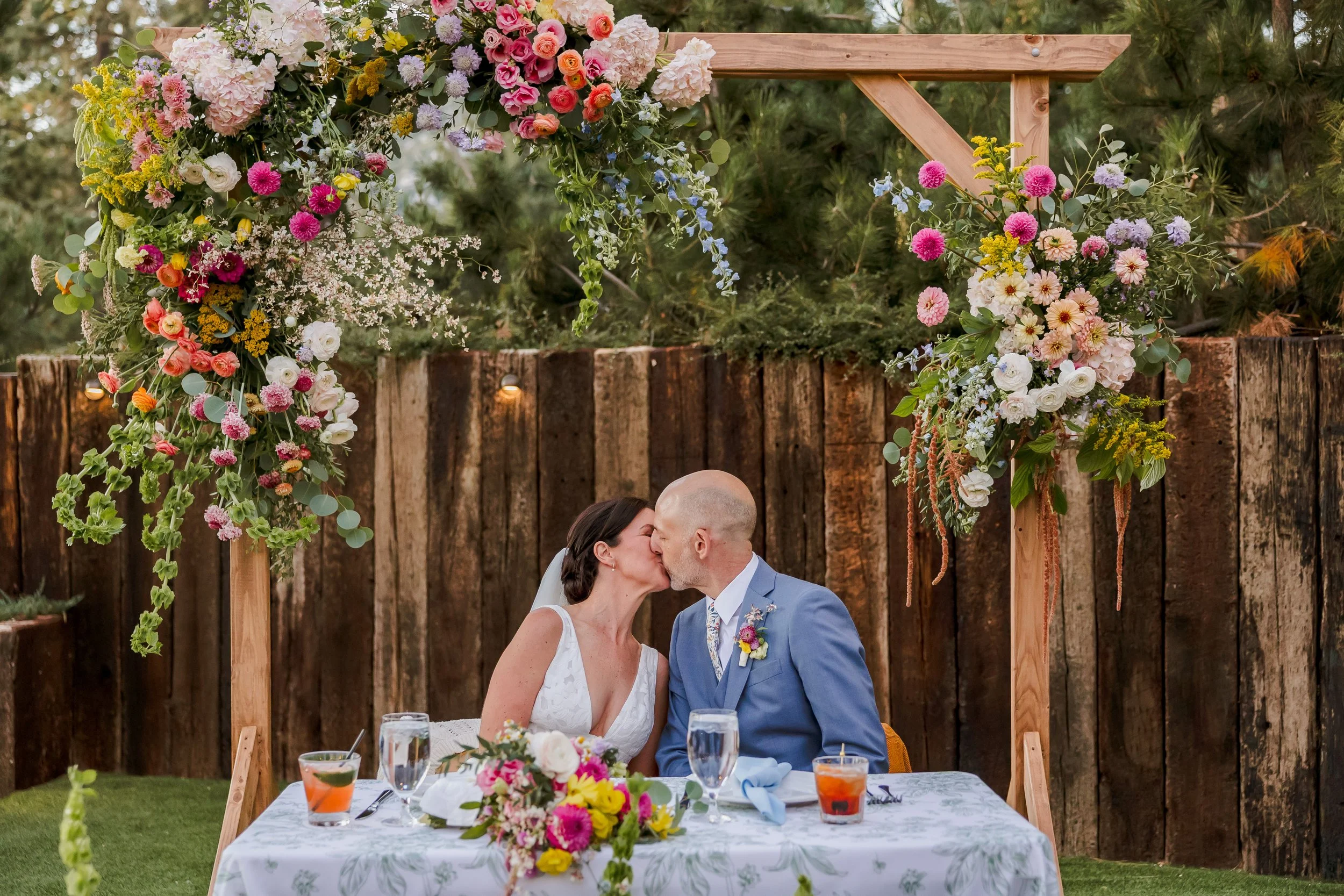 Wonder wedding in the woods