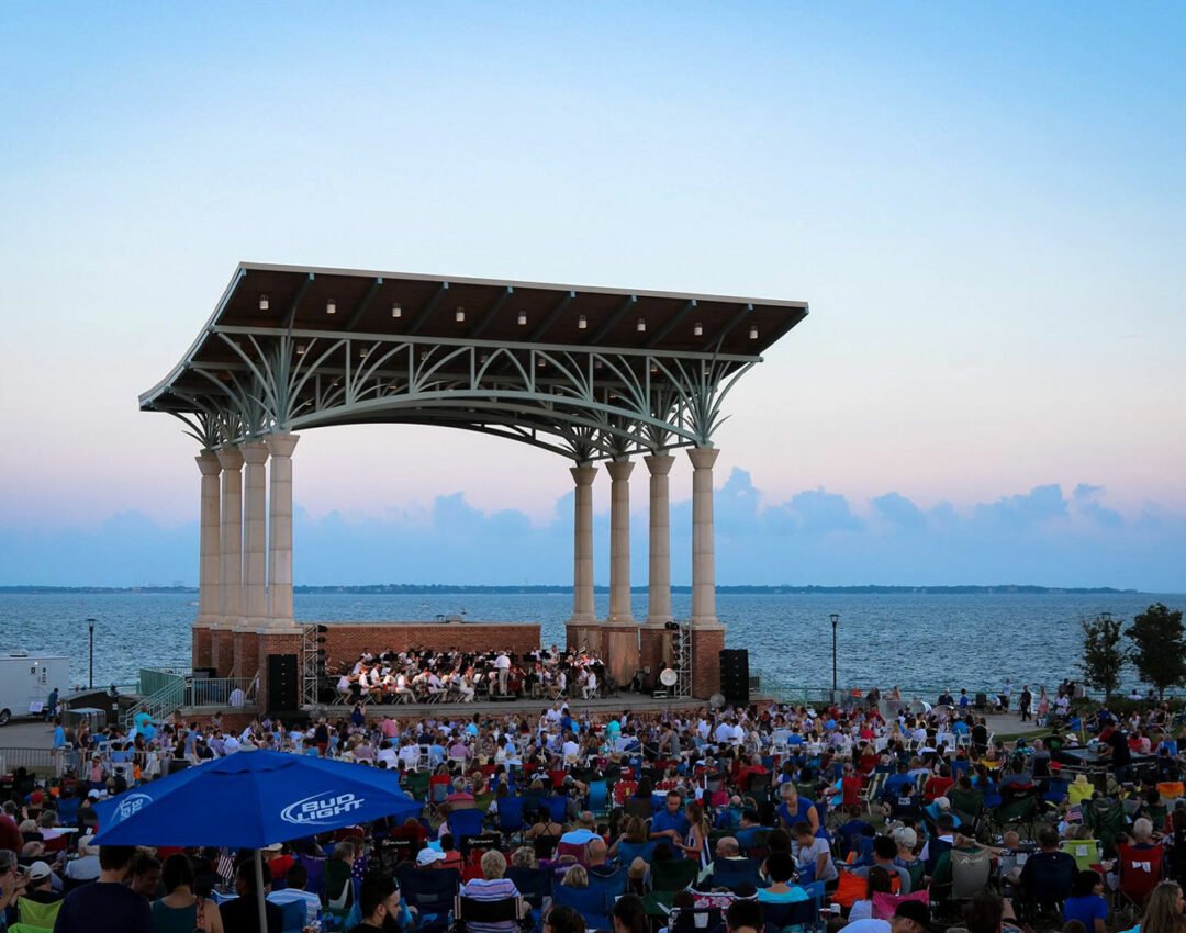 Symphony Sparks &amp; Stars Returns to Downtown Pensacola for July 4th