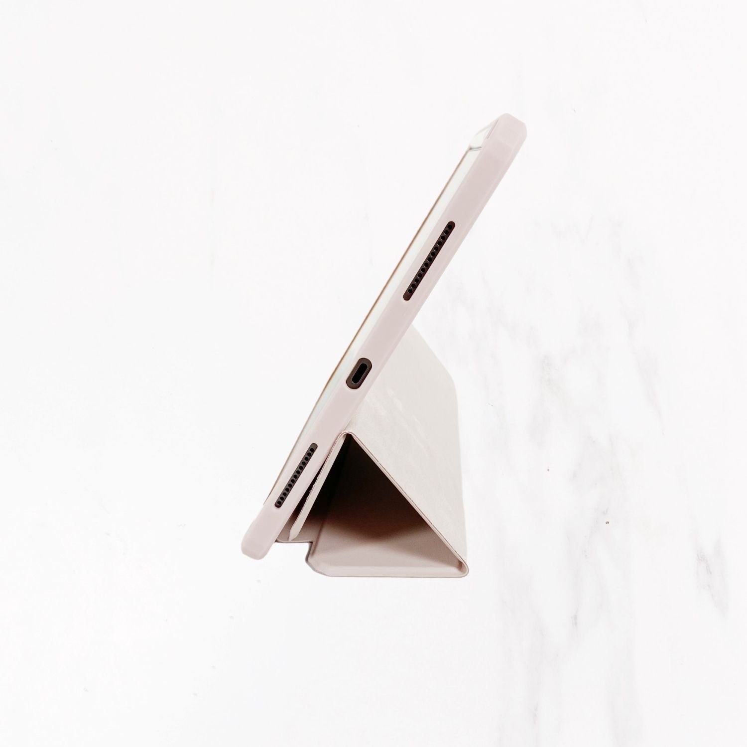 iPad+pink+magnetic+studio+leather+pink+grey+marble+background+(5) (1).jpg
