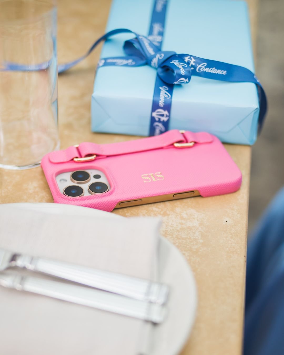 Give the perfect gift this holiday season. Our Black Friday sale is on!

#valerieconstance #iphone #iphone16 #iphone16case #iphone16cases #iphonecase #ipad #ipadcase #macbook #macbookcase #luggagetag #bagtag #bagtags #magsafe #magsafecase #watchband