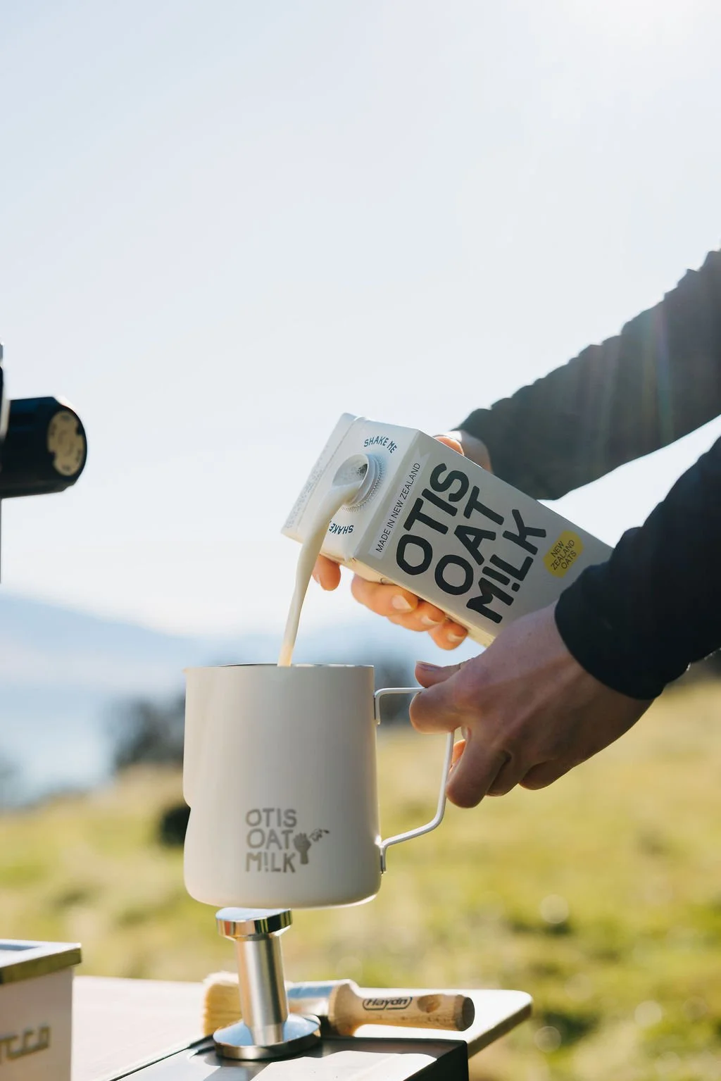 Otis Oat Milk - It Must be a Ritual Campaign