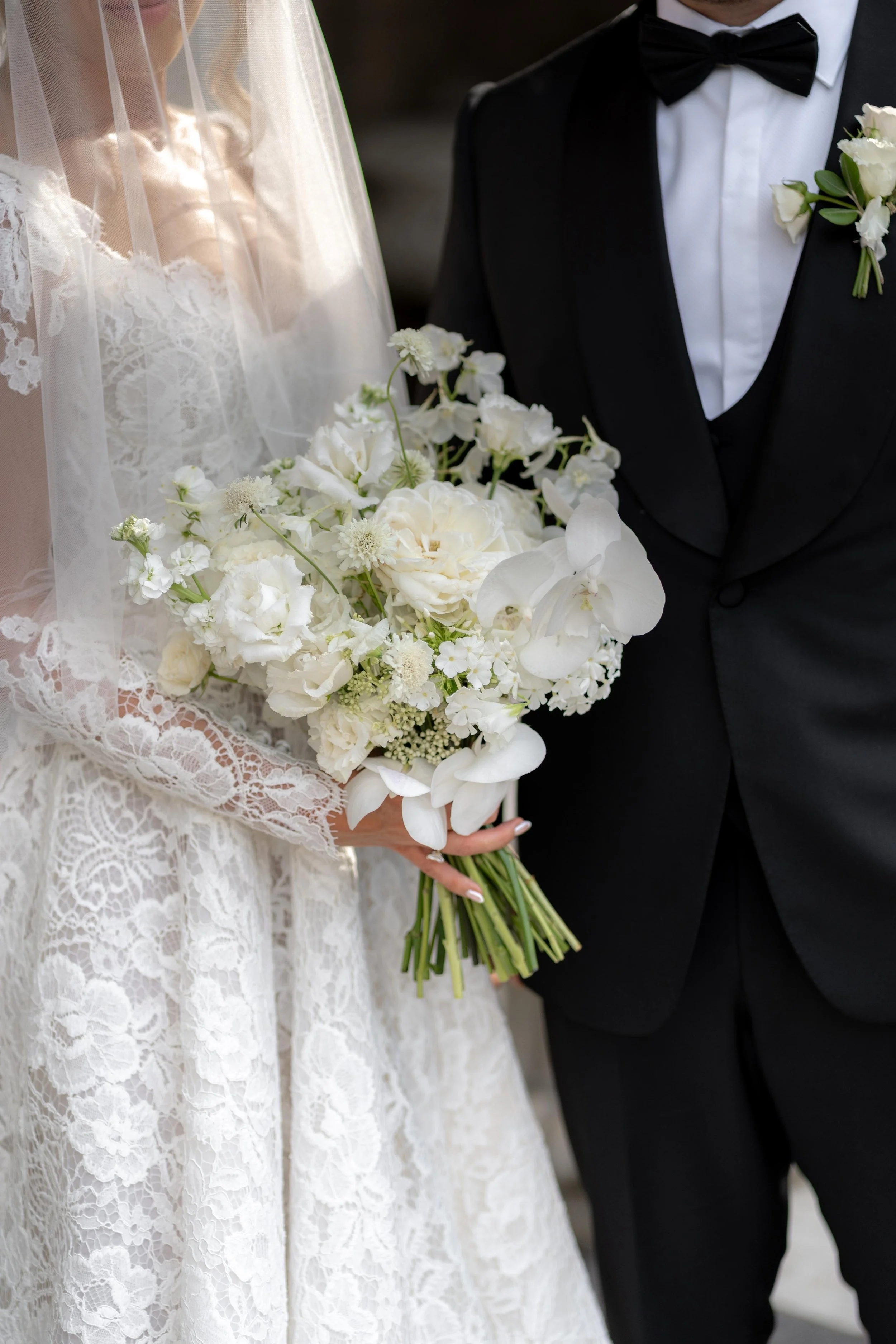 Surrey Wedding Florist 3.jpg