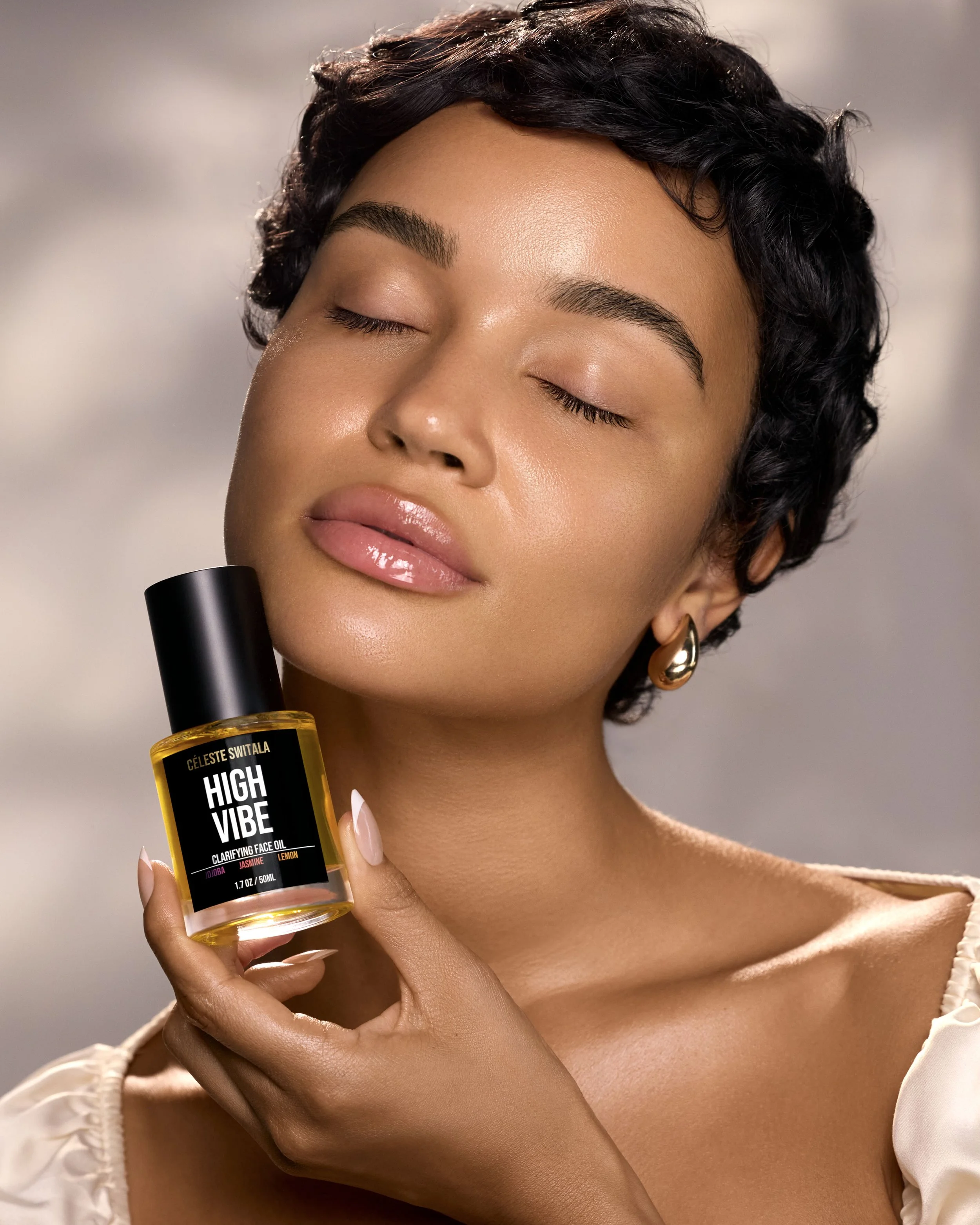 WEB 45 MODEL HIGH VIBE.jpg