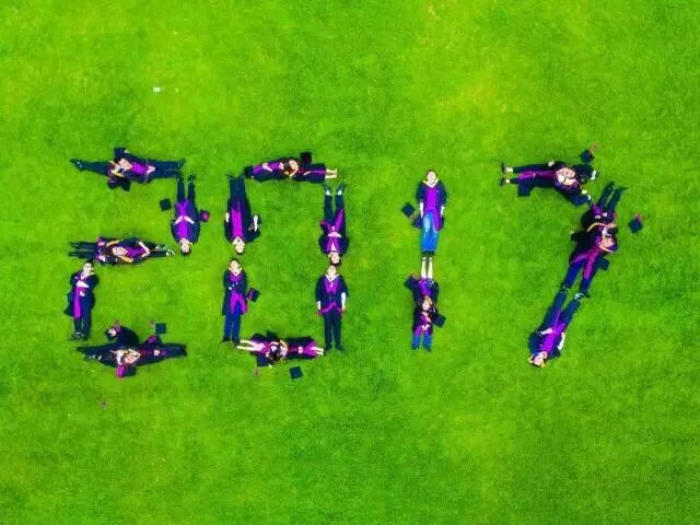 Tsinghua Graduation 3